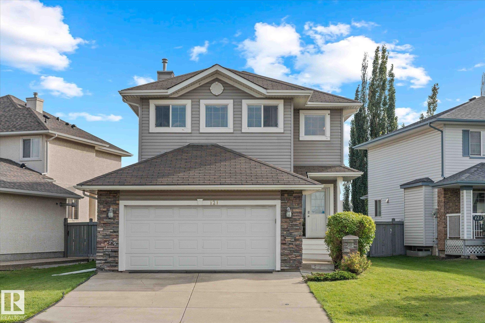 121 CASTLE Drive, E4453672, Alberta,