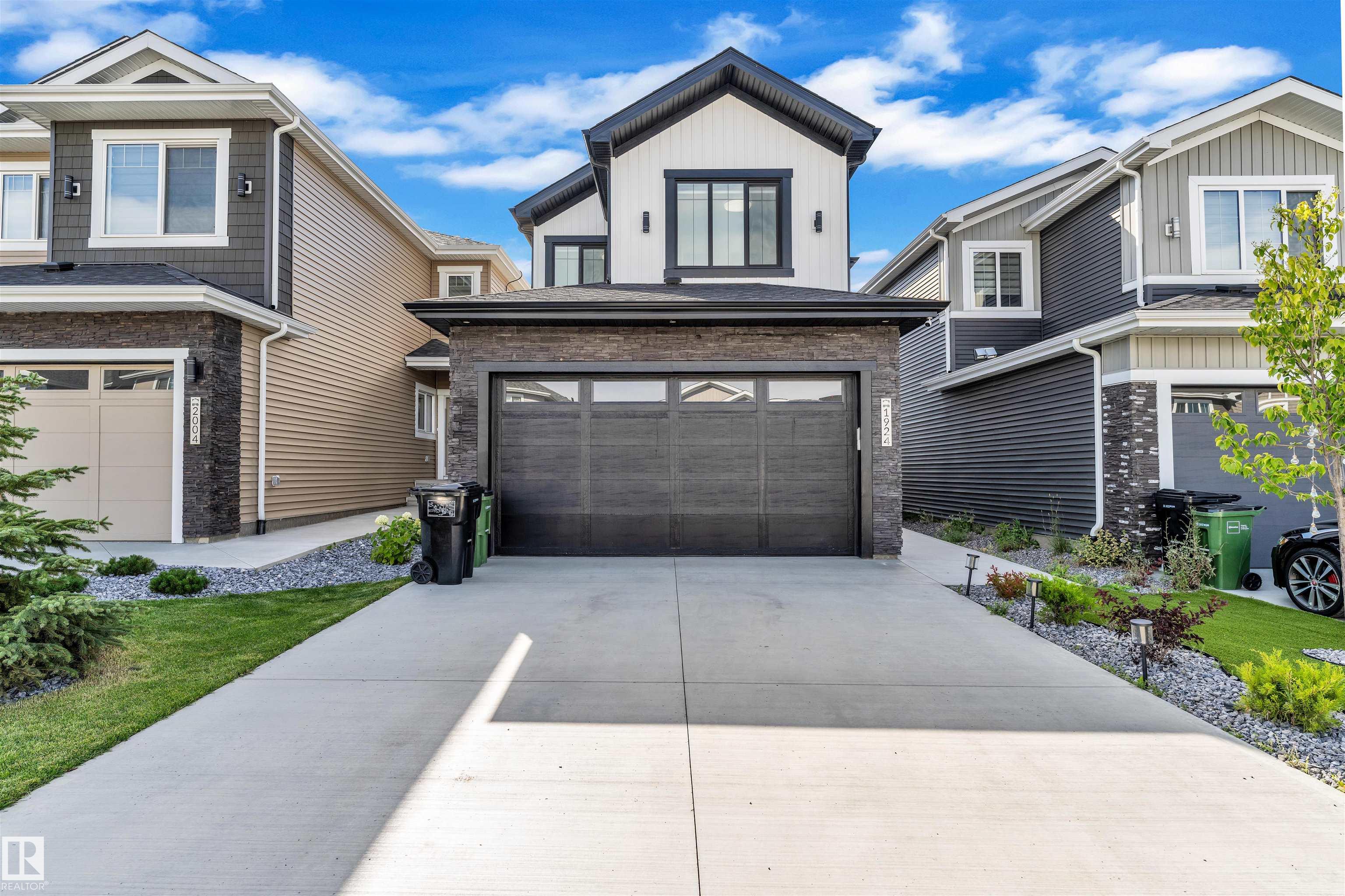1924 164 Street, E4453698, Alberta,