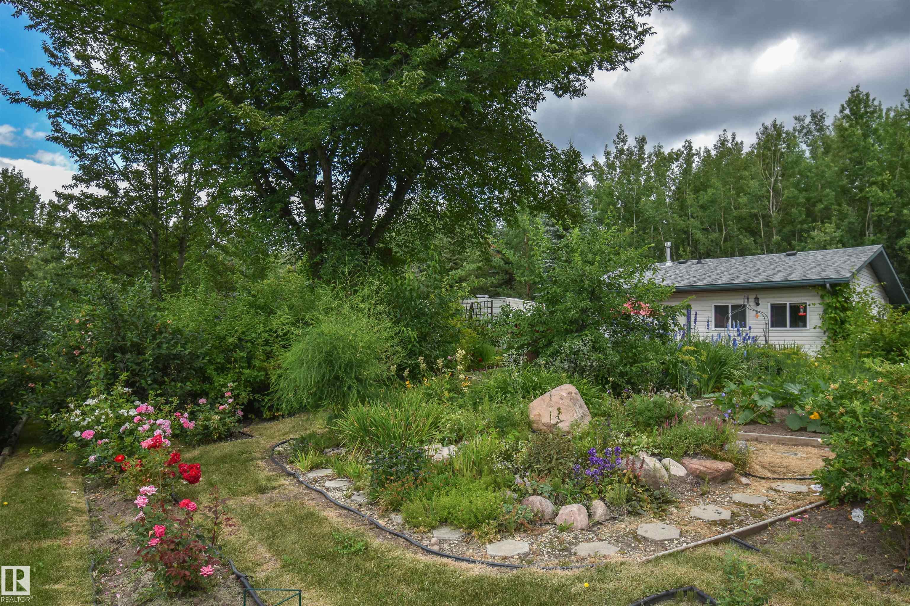 1, 54429 Ste. Anne Trail, E4453718, Alberta,