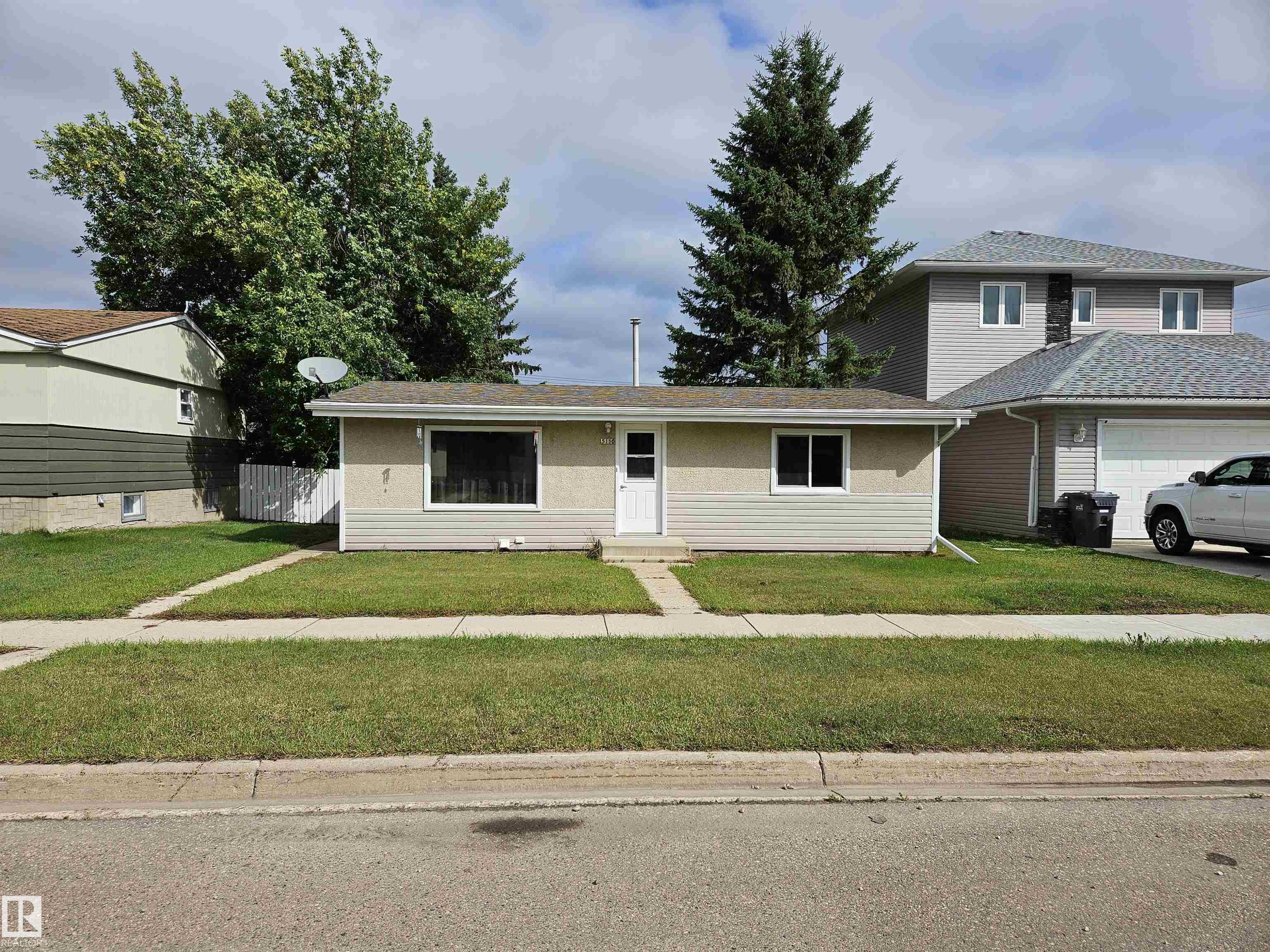 5110 45 Avenue, E4453733, Alberta,