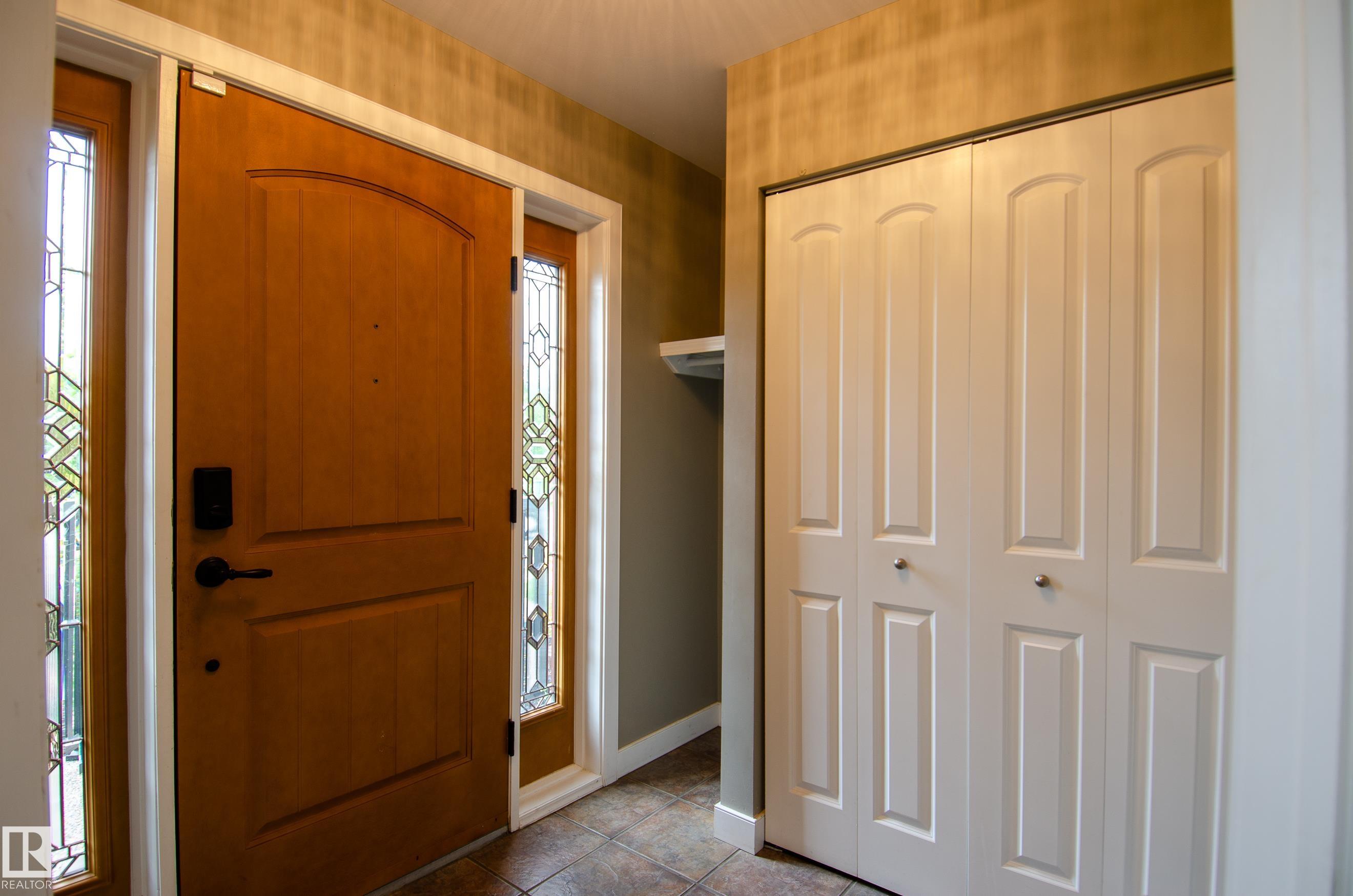 Second View of 843 WANYANDI Road, Oleskiw, Edmonton, Alberta, T5T 2X3