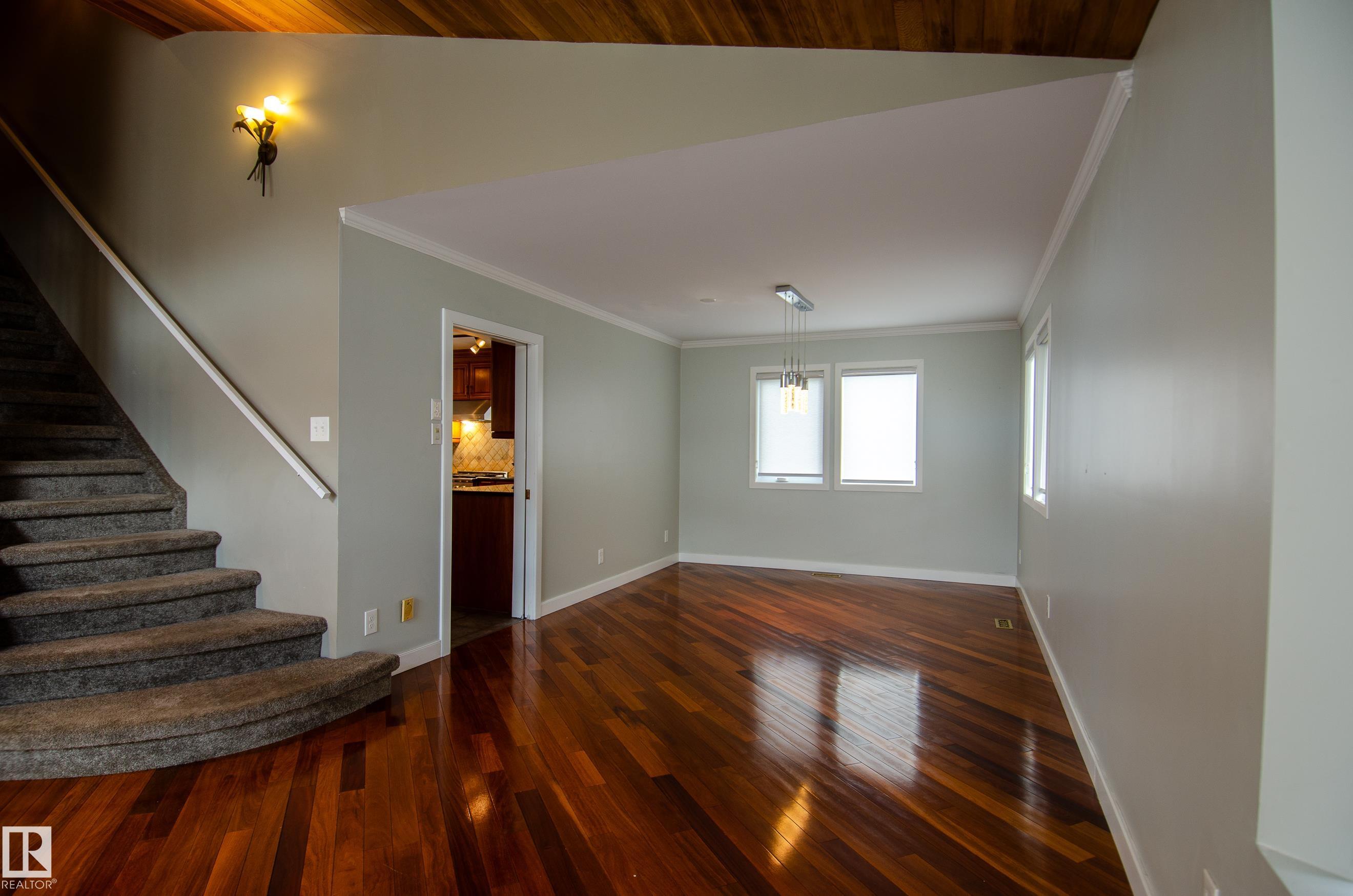 Fourth View of 843 WANYANDI Road, Oleskiw, Edmonton, Alberta, T5T 2X3