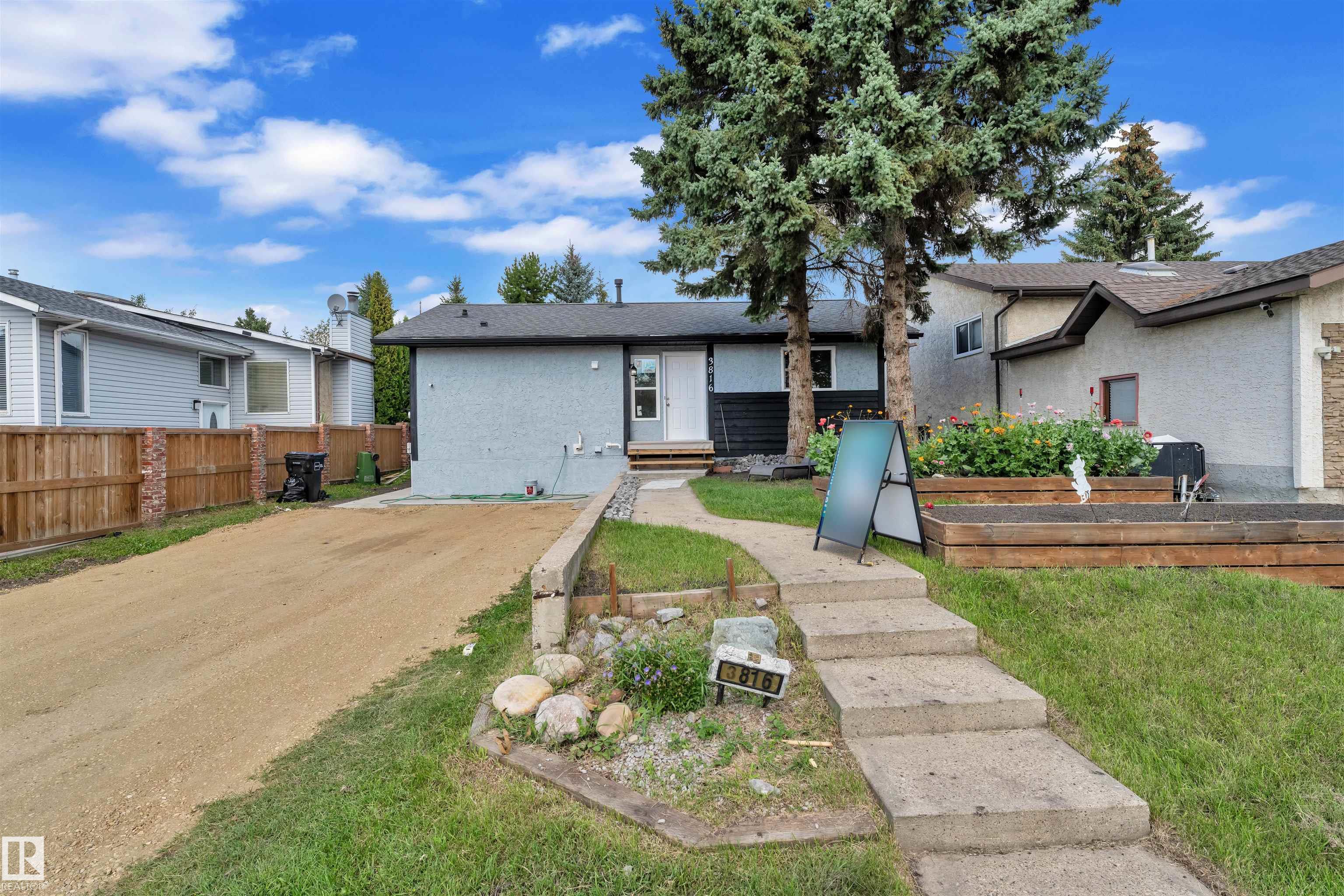 3816 17B Avenue NW, E4453860, Alberta,