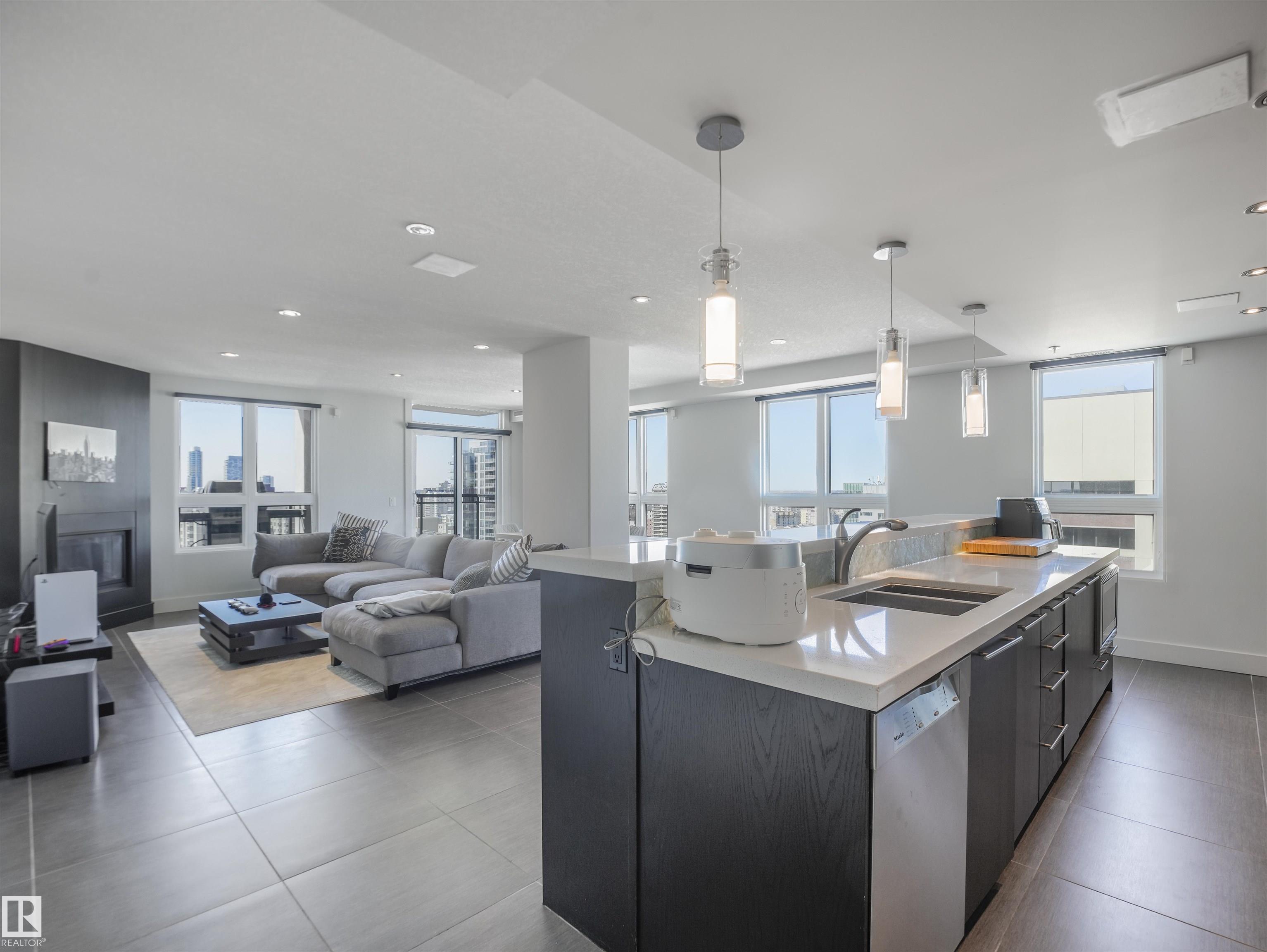Third View of SP04 9939 109 Street, Downtown (Edmonton), Edmonton, Alberta, T5K 1H6