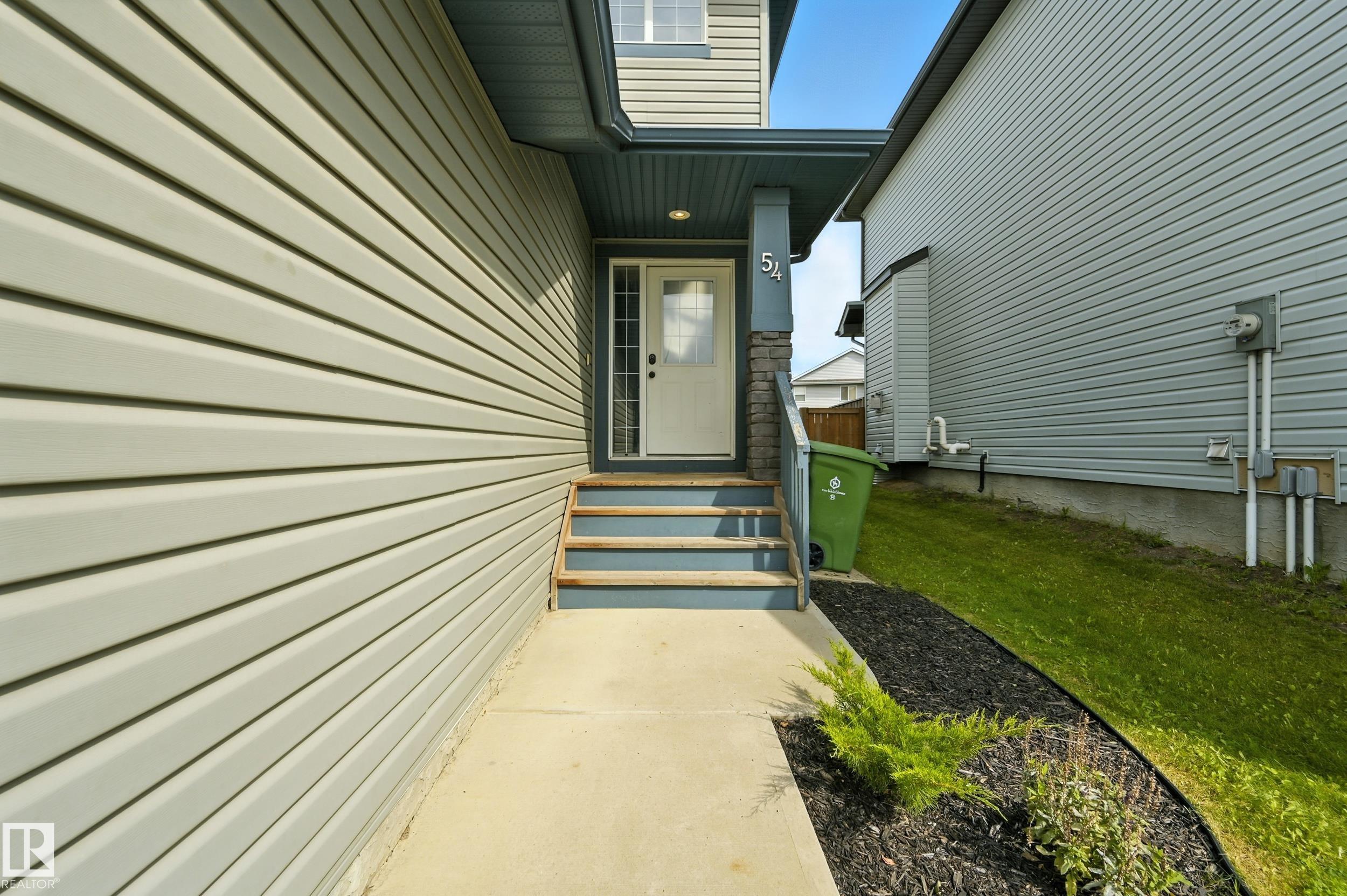 Second View of 54 WOODBRIDGE Link, Westpark_FSAS, Fort Saskatchewan, Alberta, T8L 0H8