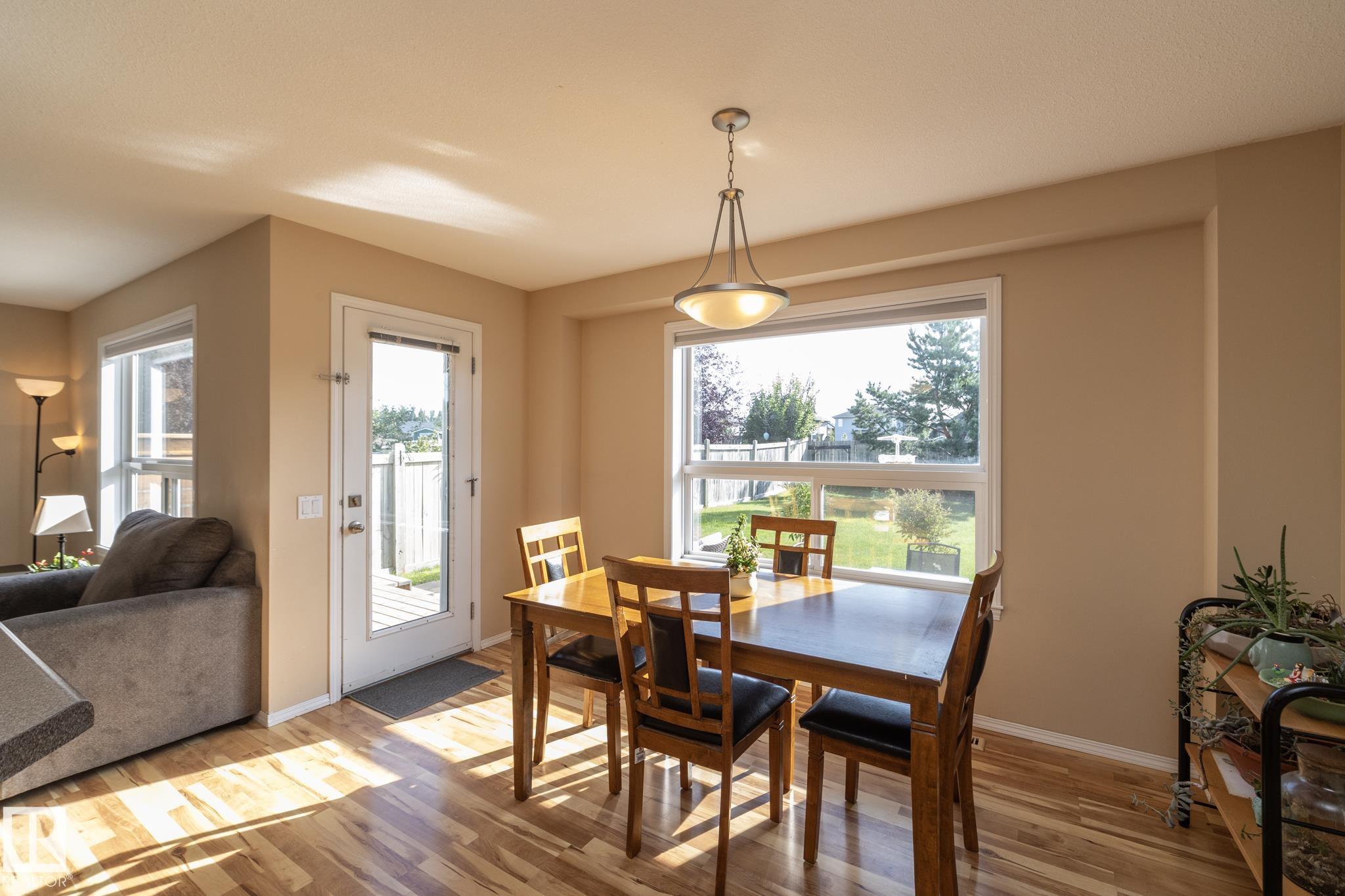 Fourth View of 301 BIRCHWOOD Drive, Devon, Devon, Alberta, T9G 2H9