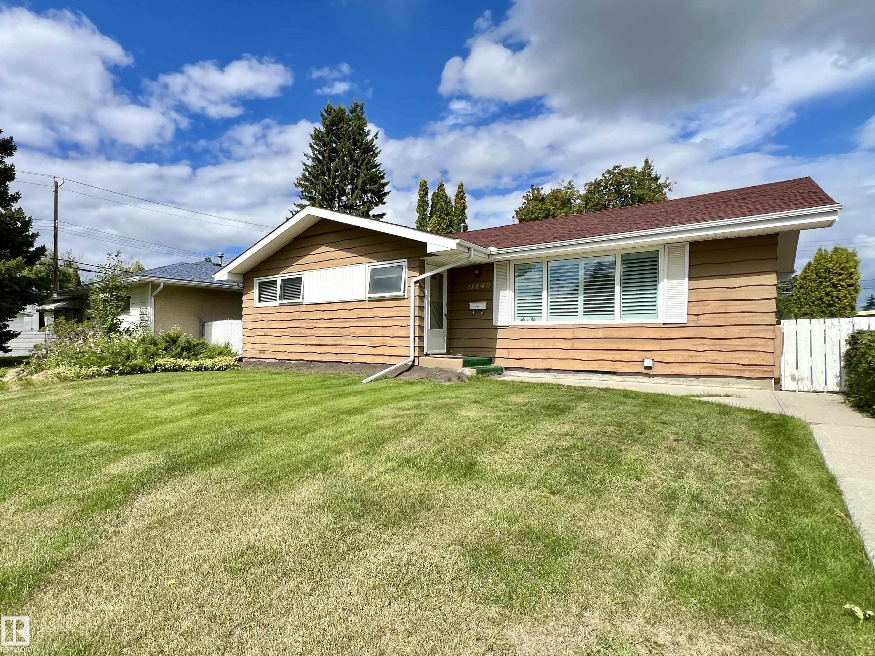 Second View of 11440 MALMO Road, Malmo Plains, Edmonton, Alberta, T6H 4M2