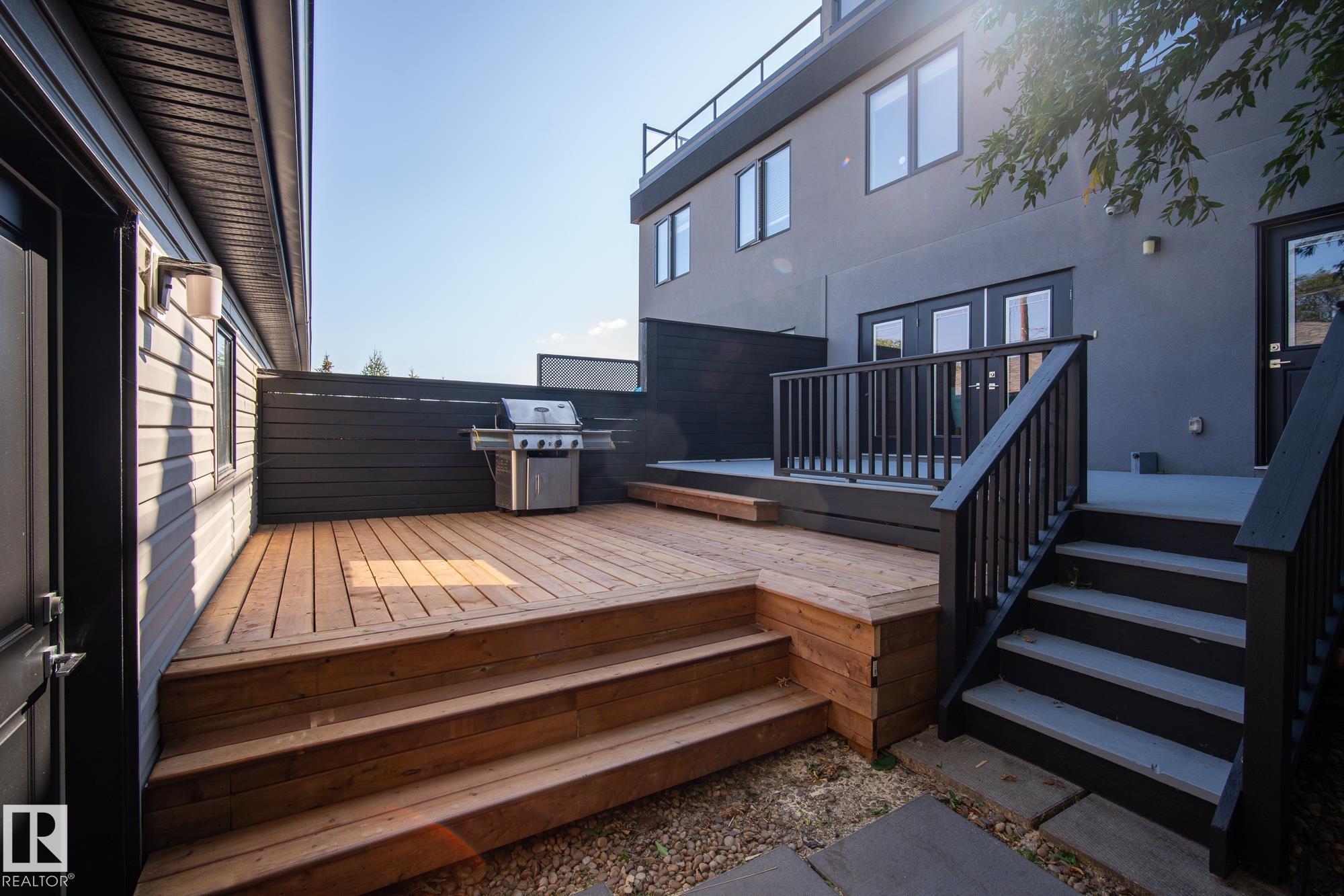 Third View of 11426 71 Avenue, Belgravia, Edmonton, Alberta, T6G 0A7