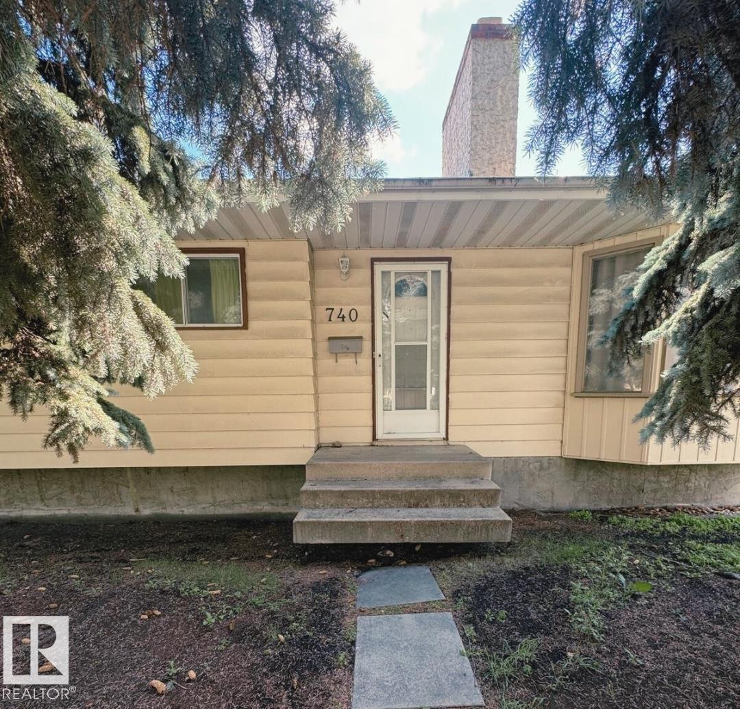 740 KNOTTWOOD Road S, E4454316, Alberta,