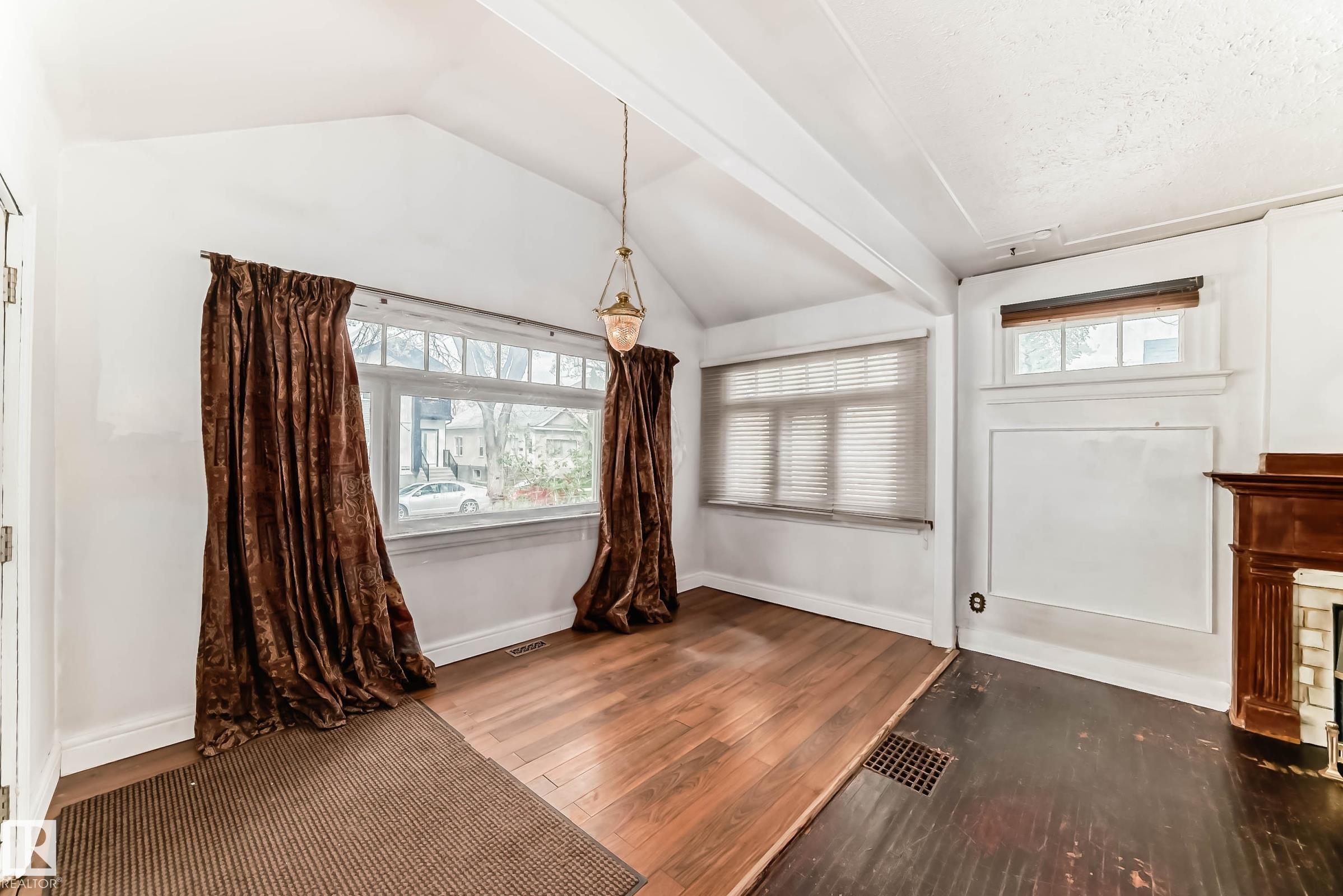 Second View of 11619 96 Street, Alberta Avenue, Edmonton, Alberta, T5G 1T8