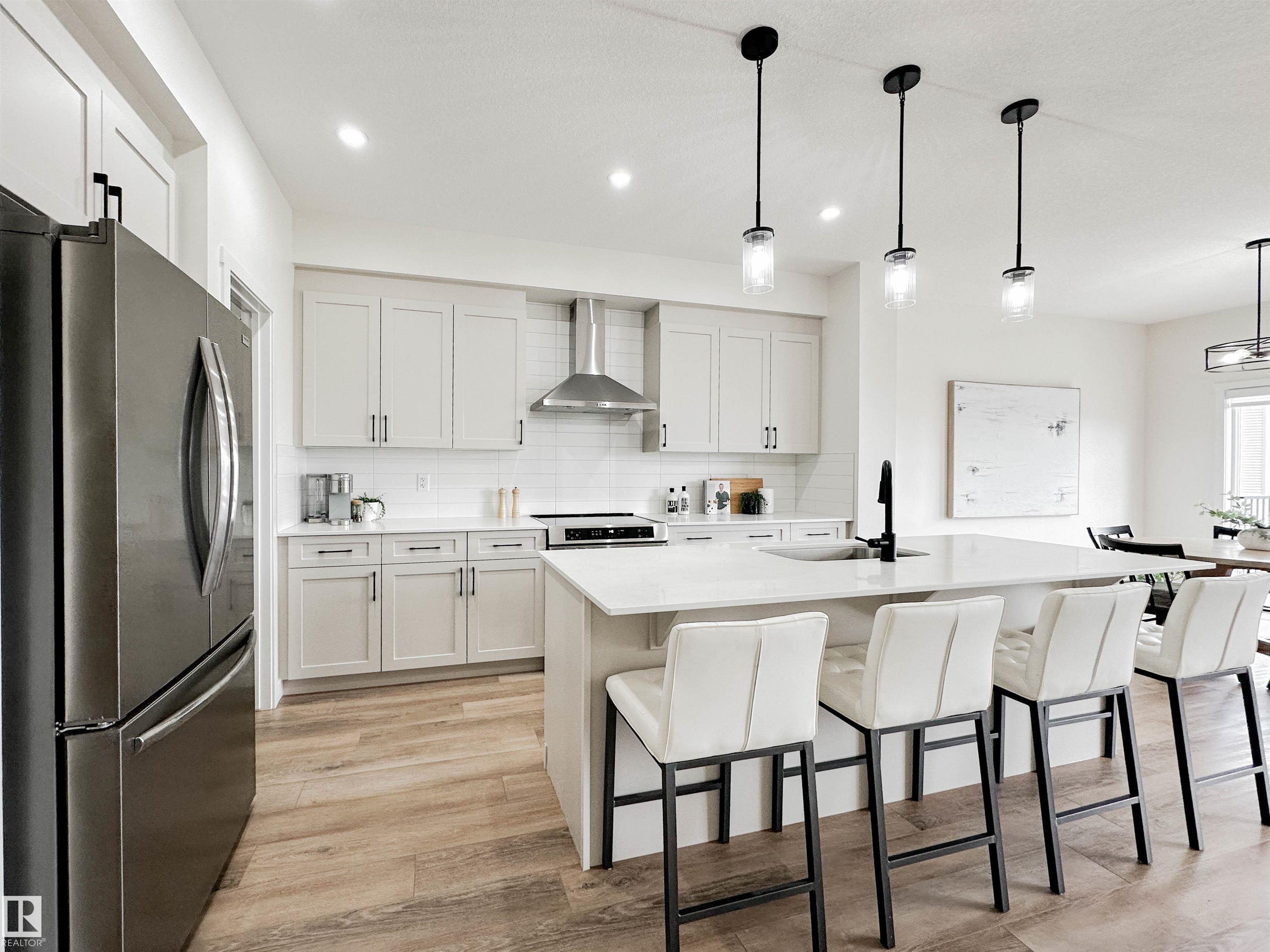 Fifth View of 13007 213 Street, Trumpeter Area, Edmonton, Alberta, T5S 0T7