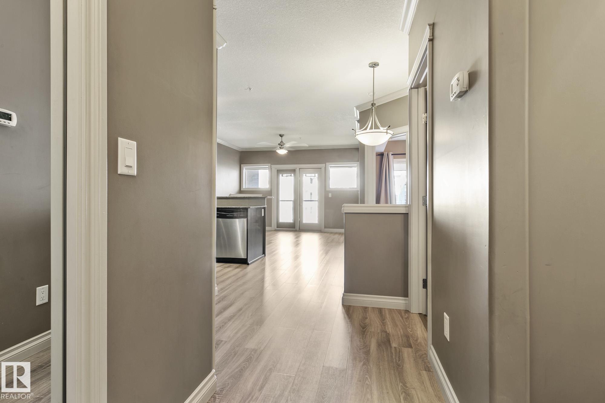 Fourth View of 334 10121 80 Avenue, Ritchie, Edmonton, Alberta, T6E 0B9