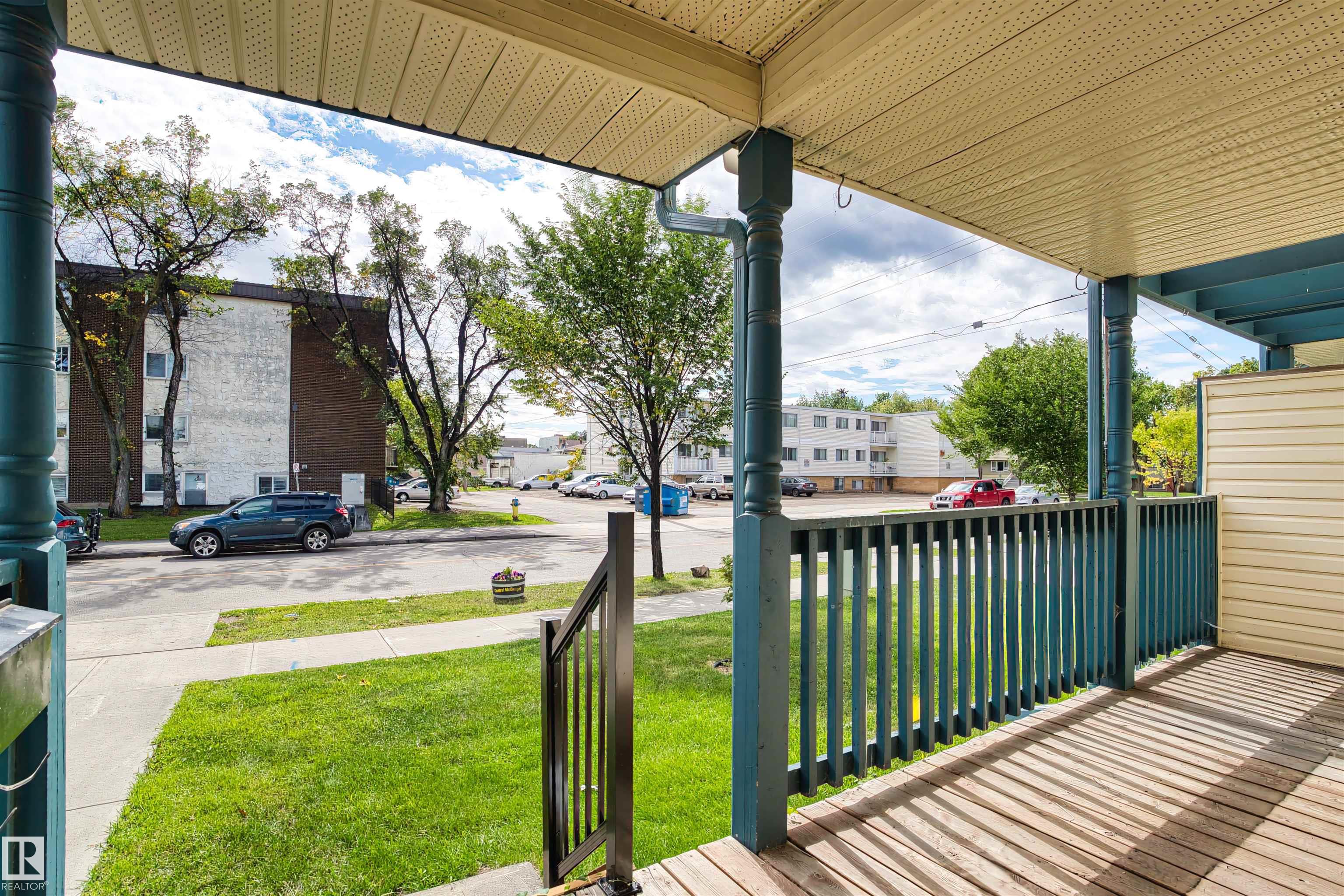 Second View of 10516 108 Avenue, Central Mcdougall, Edmonton, Alberta, T5H 4M8
