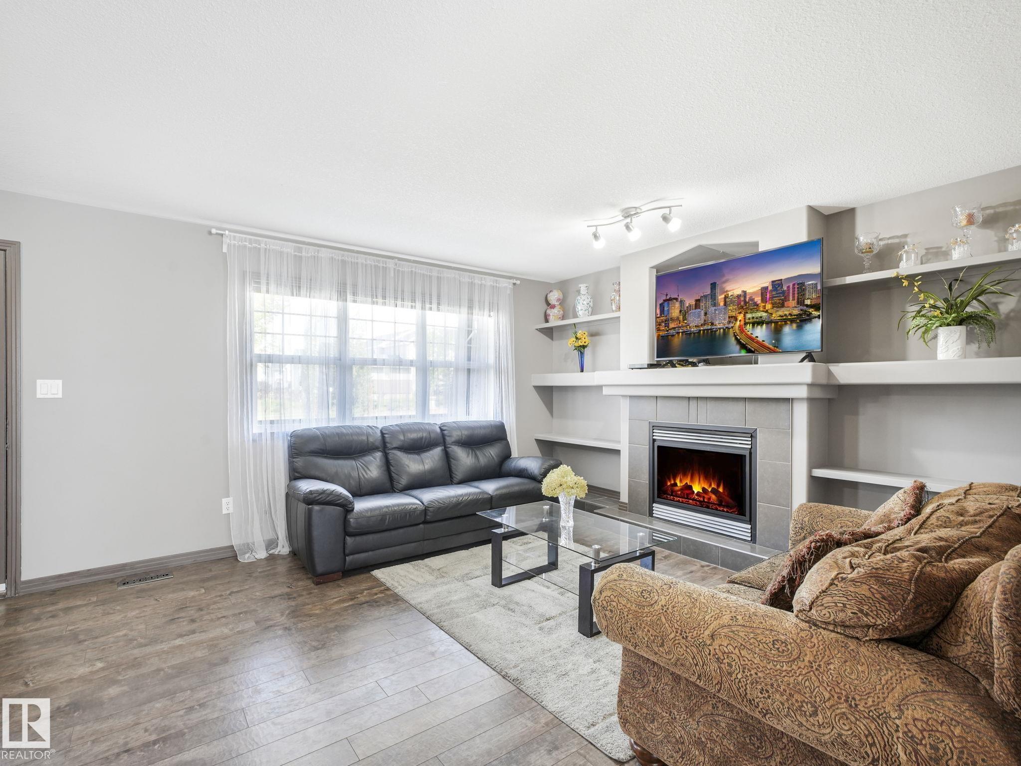 Second View of 2353 ASPEN Trail, Aspen Trails, Sherwood Park, Alberta, T8H 0G3