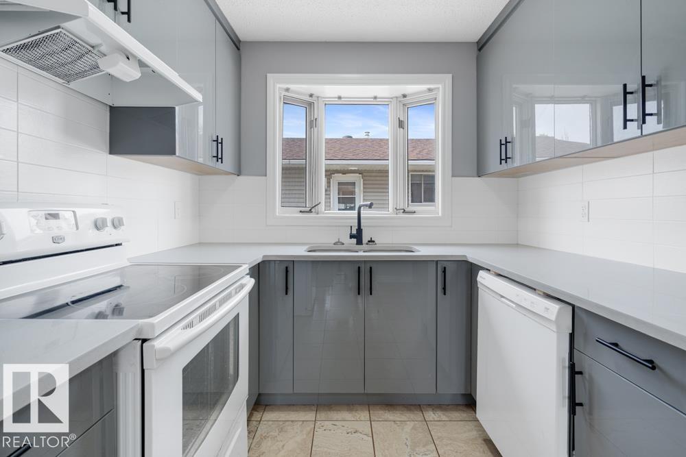 Third View of 4306 SOUTH PARK Drive, South Park, Leduc, Alberta, T9E 4R1