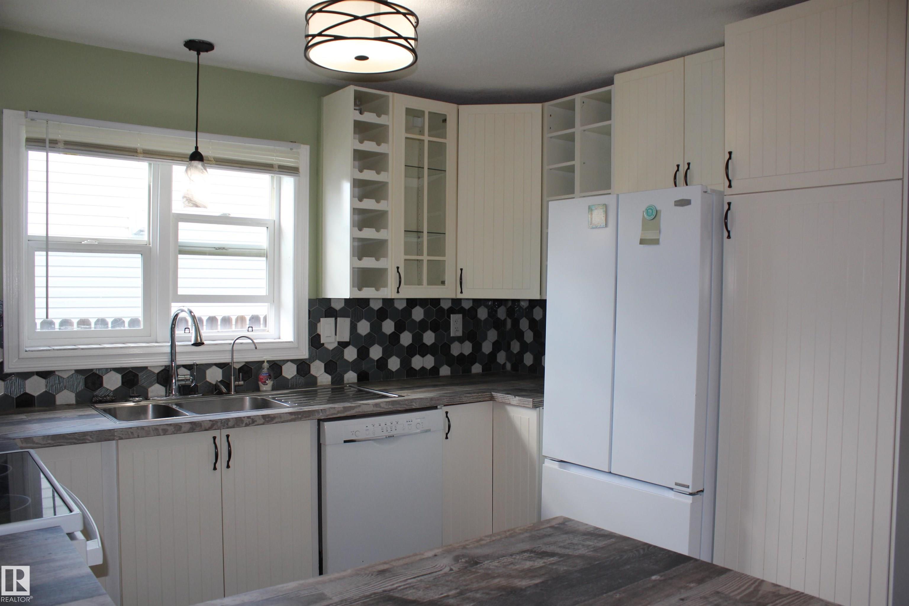 Fourth View of 5023 53 Avenue, Mundare, Mundare, Alberta, T0B 3H0