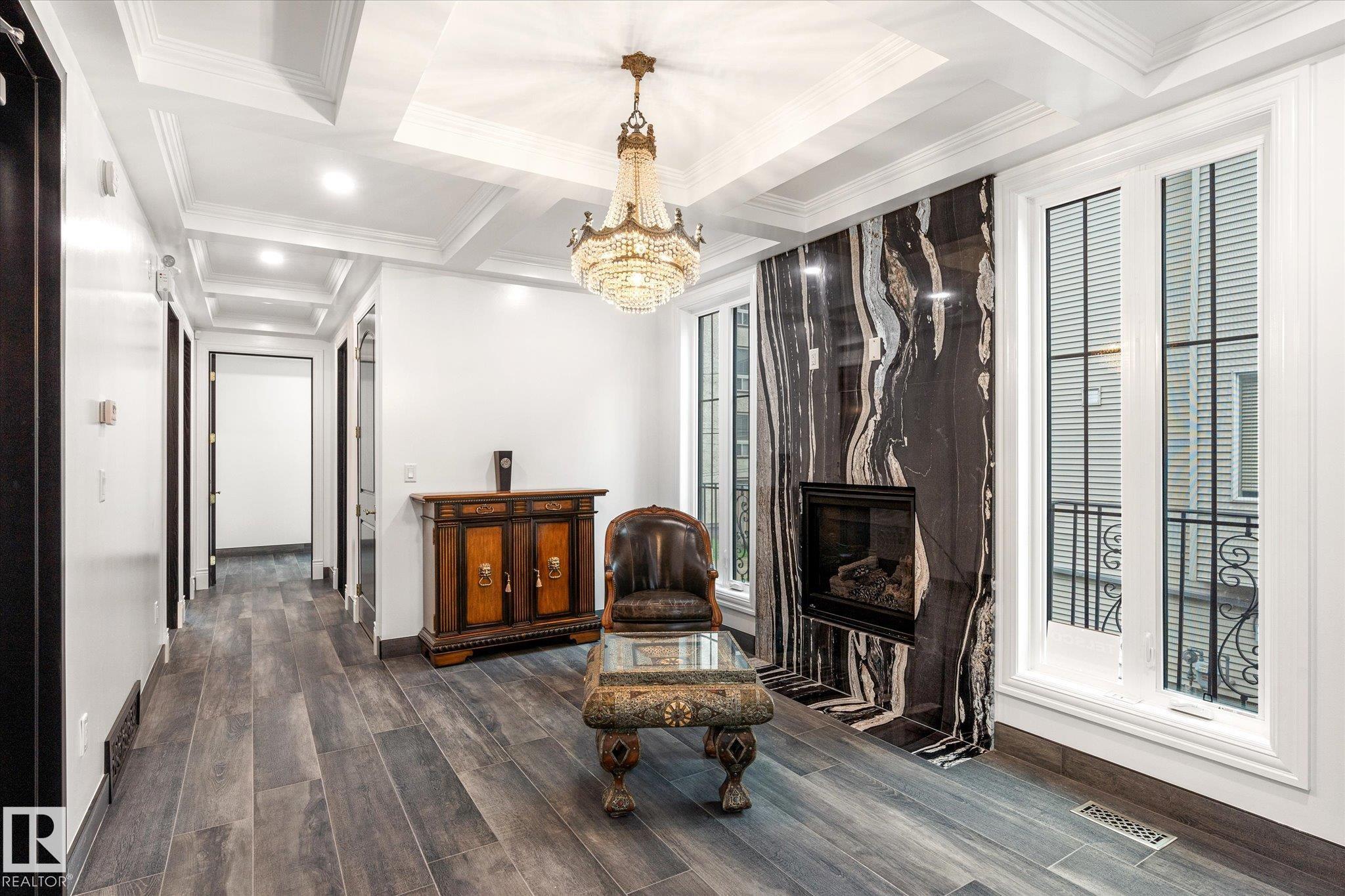 Fourth View of 11833 102 Avenue, Wîhkwêntôwin, Edmonton, Alberta, T5K 0R6