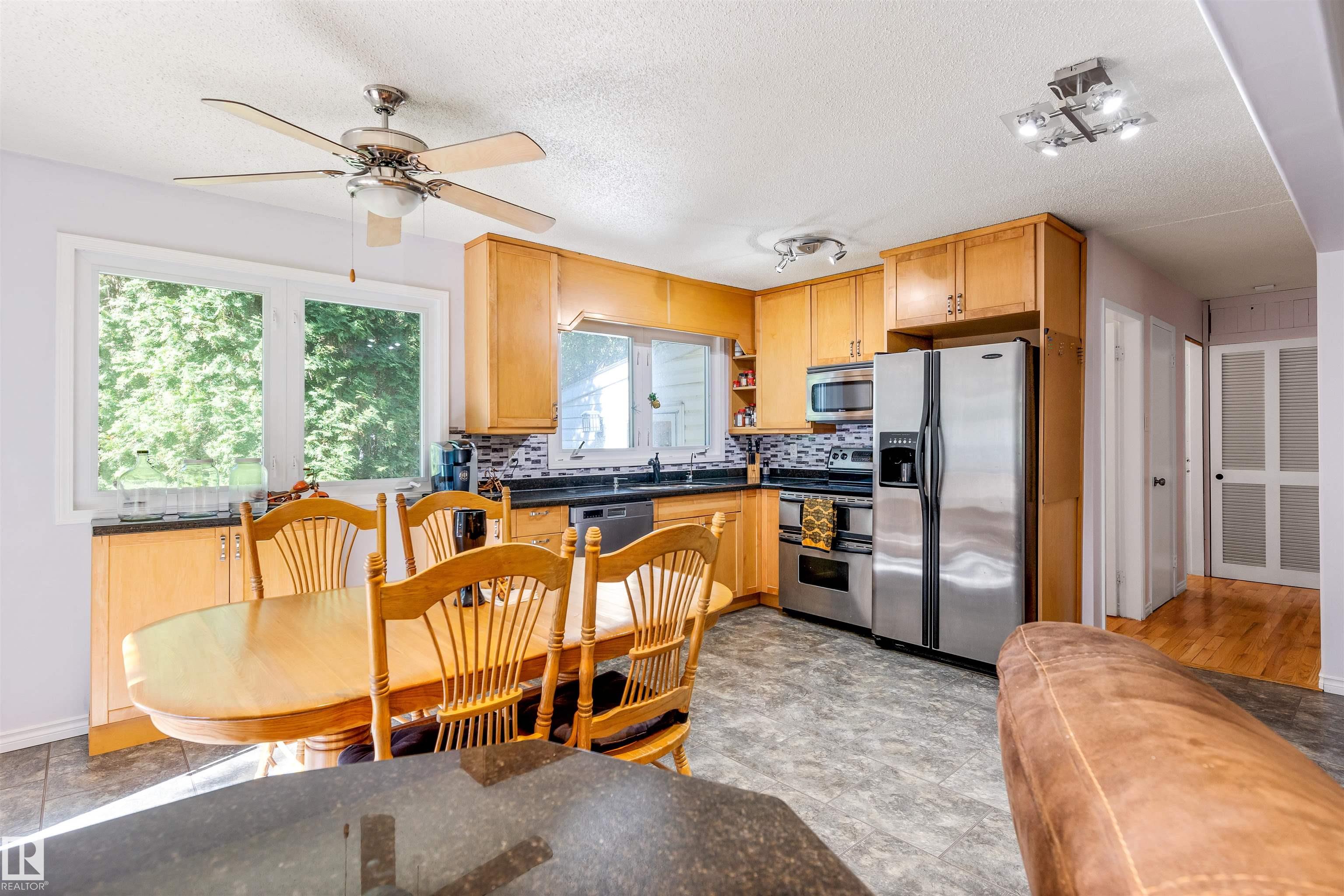 Main View of 1700 LAKESIDE Drive, Spring Lake, Rural Parkland County, Alberta, T7Z 2V9