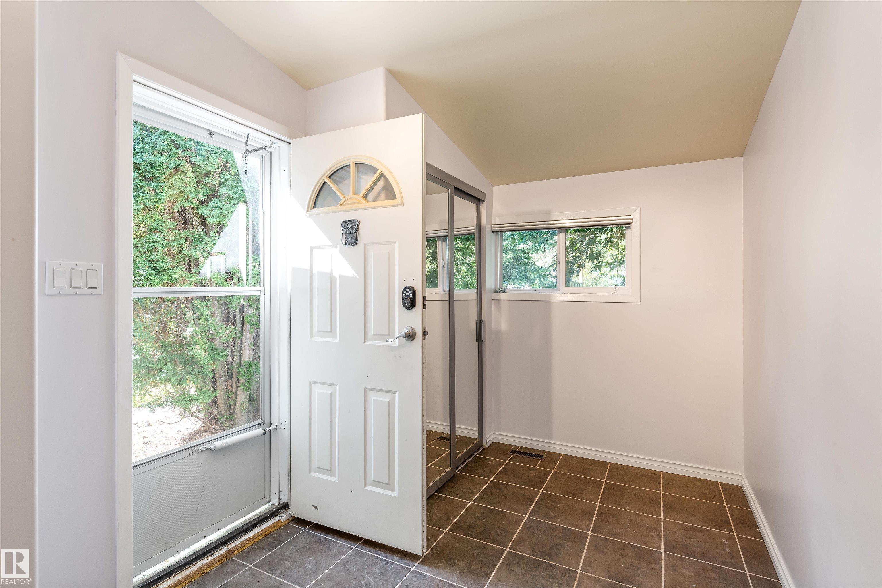 Fifth View of 1700 LAKESIDE Drive, Spring Lake, Rural Parkland County, Alberta, T7Z 2V9