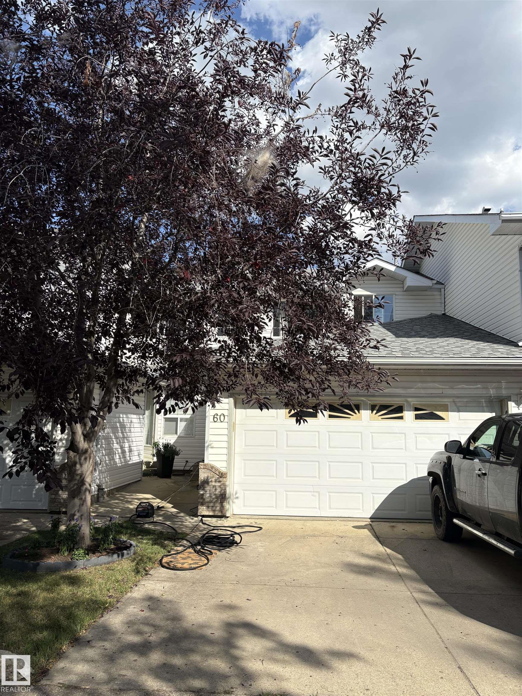 60 3 POIRIER Avenue, E4454514, Alberta,