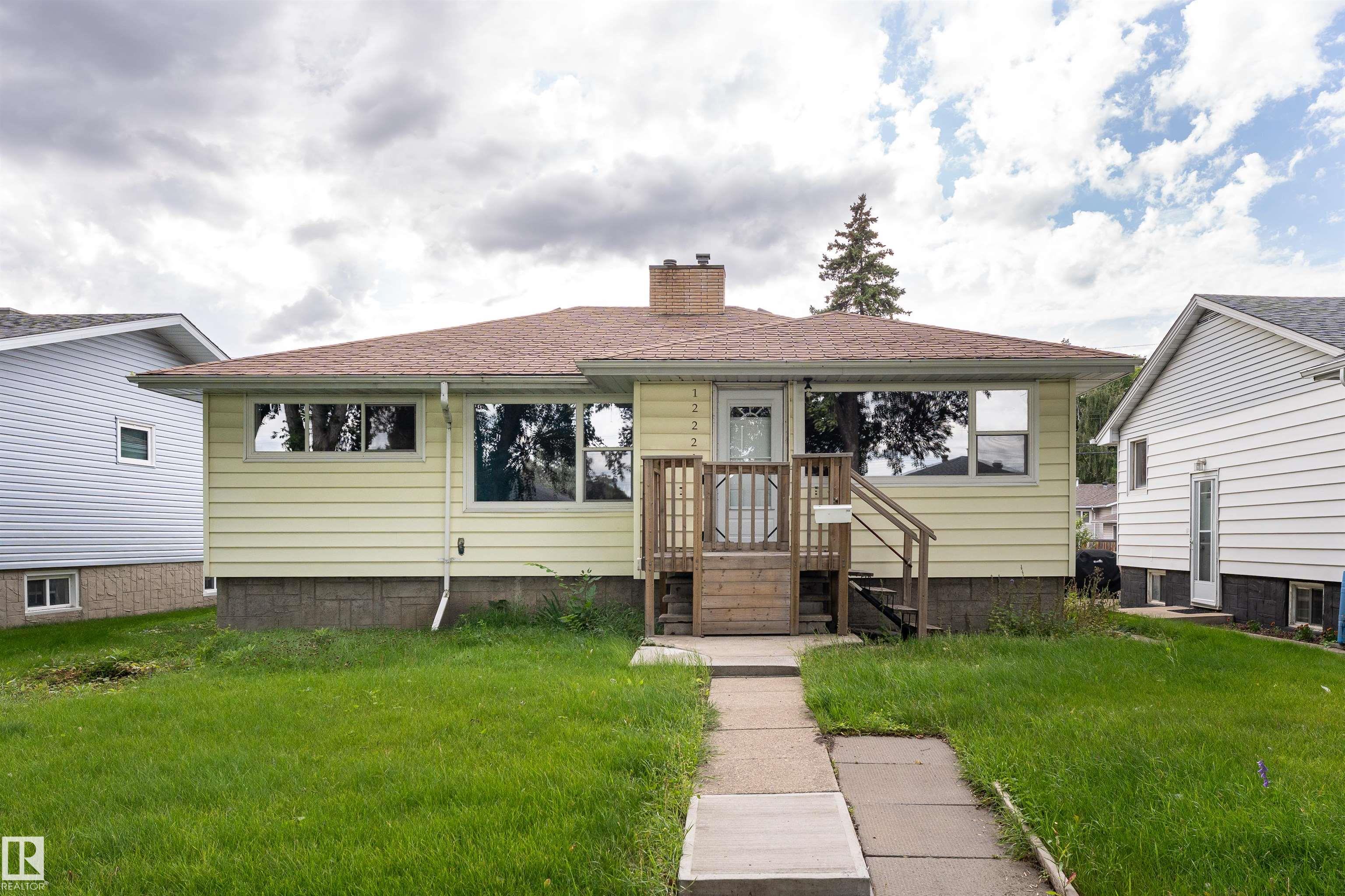 Second View of 12220 51 Street, Newton, Edmonton, Alberta, T5W 3H2