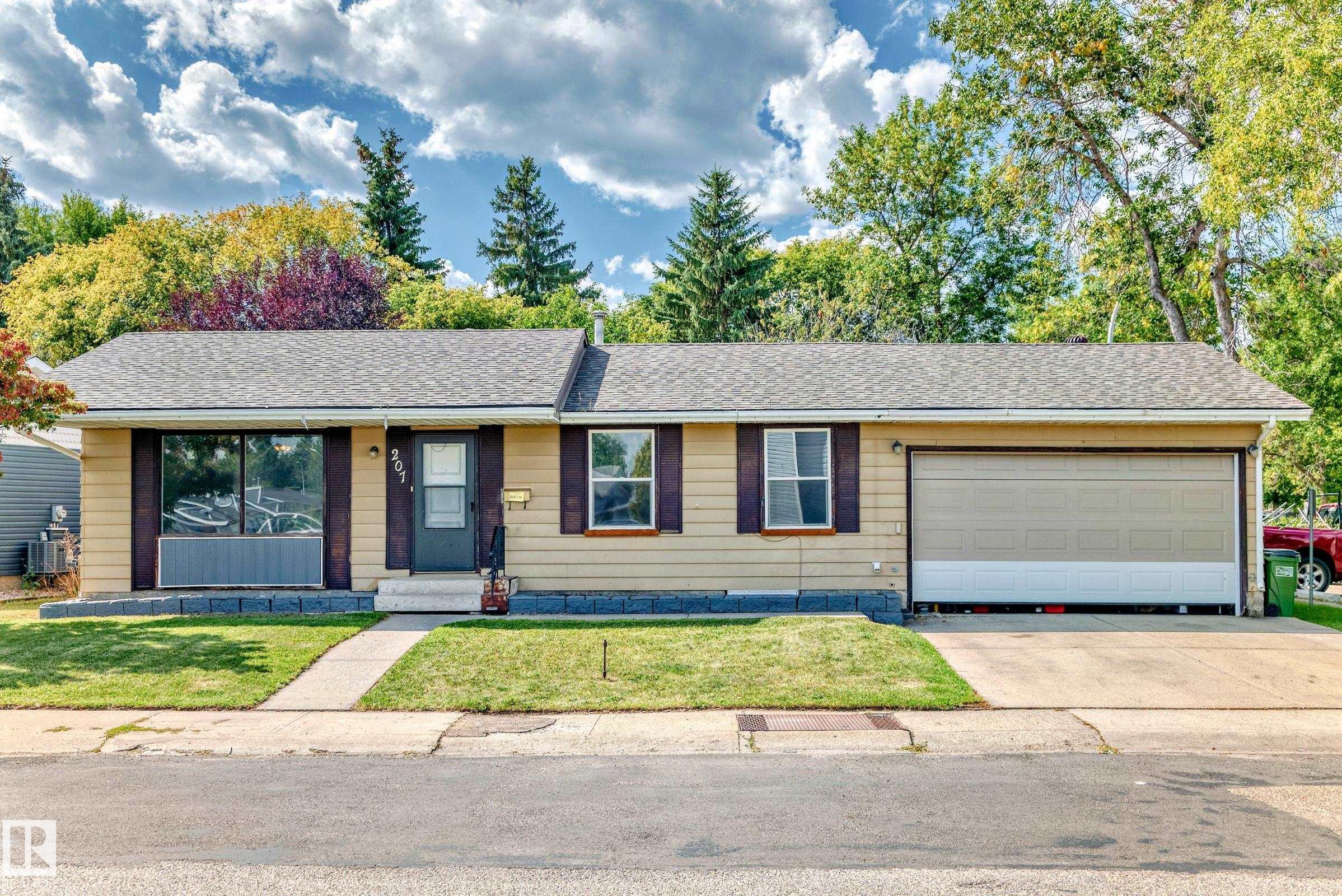 207 HOMESTEAD Crescent, E4454568, Alberta,