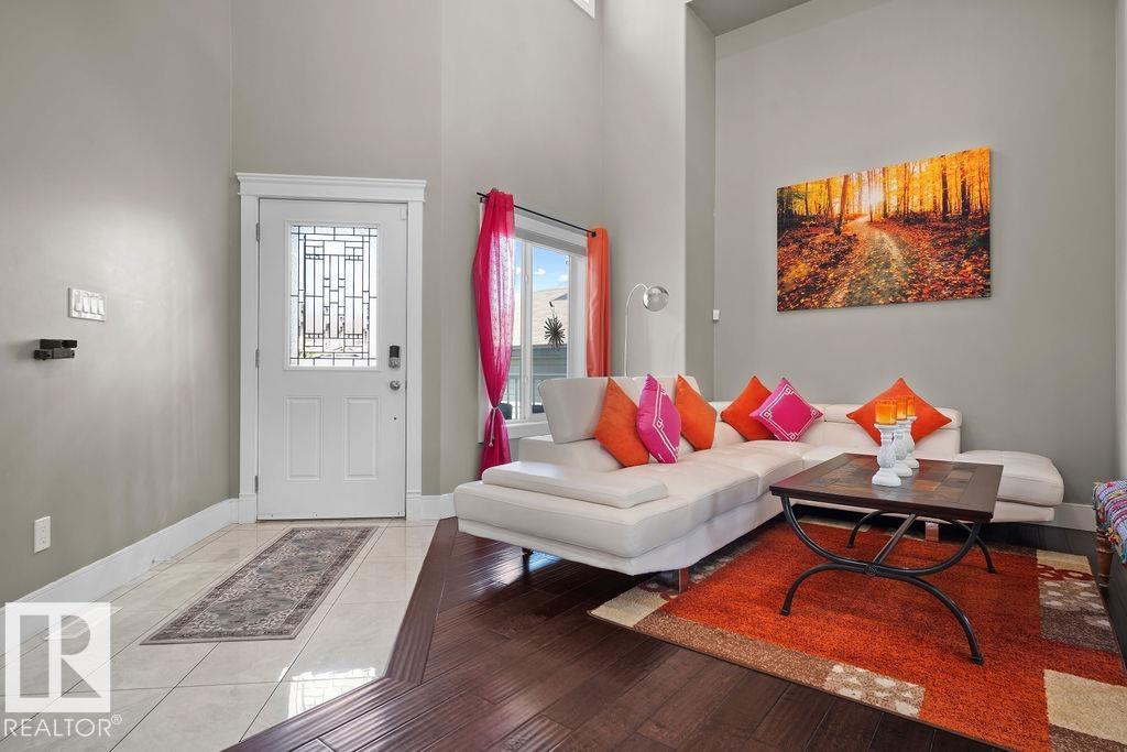 Second View of 3235 16 Avenue, Laurel, Edmonton, Alberta, T6T 0T8