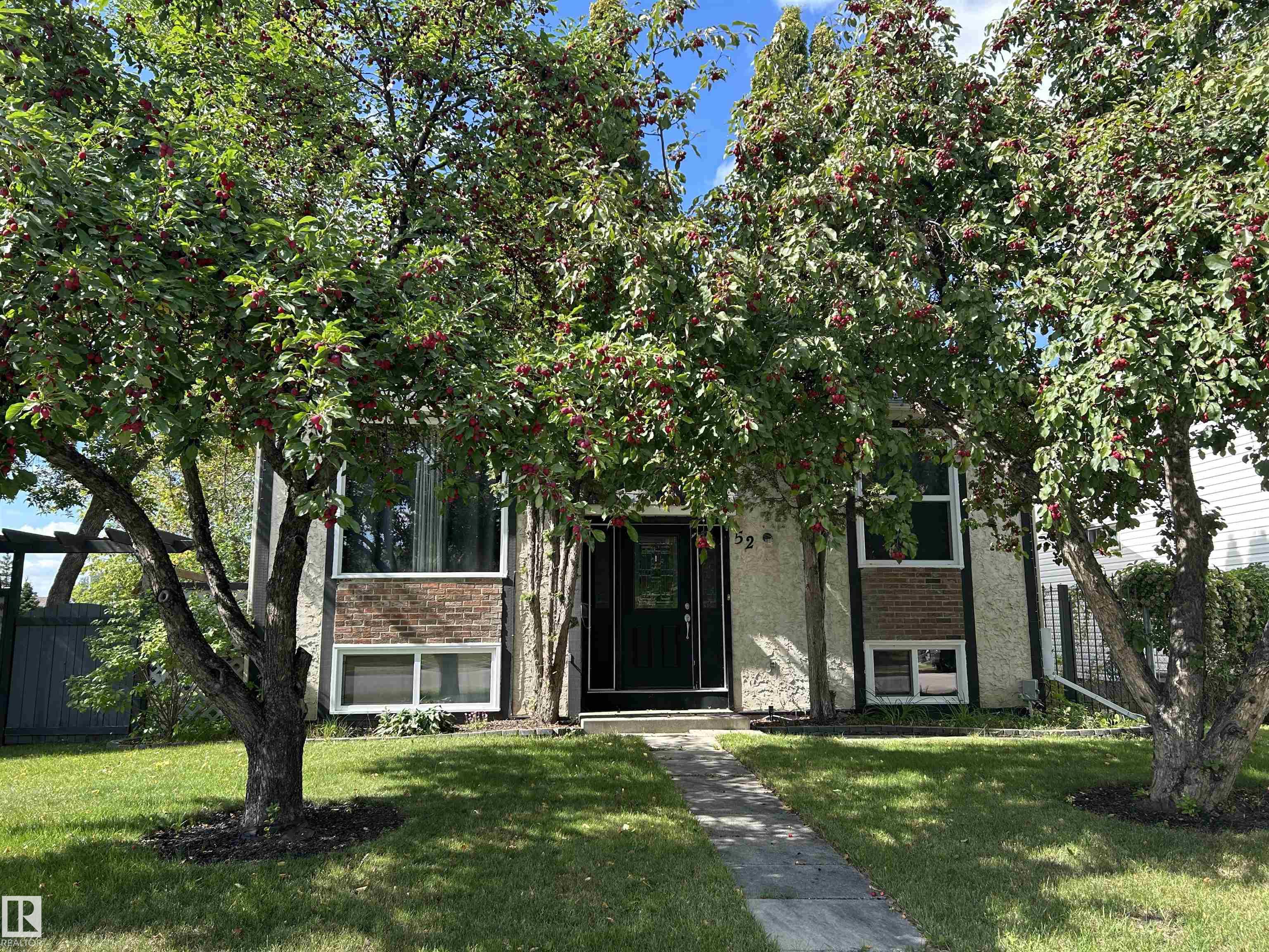 52 Greystone Drive, E4454604, Alberta,