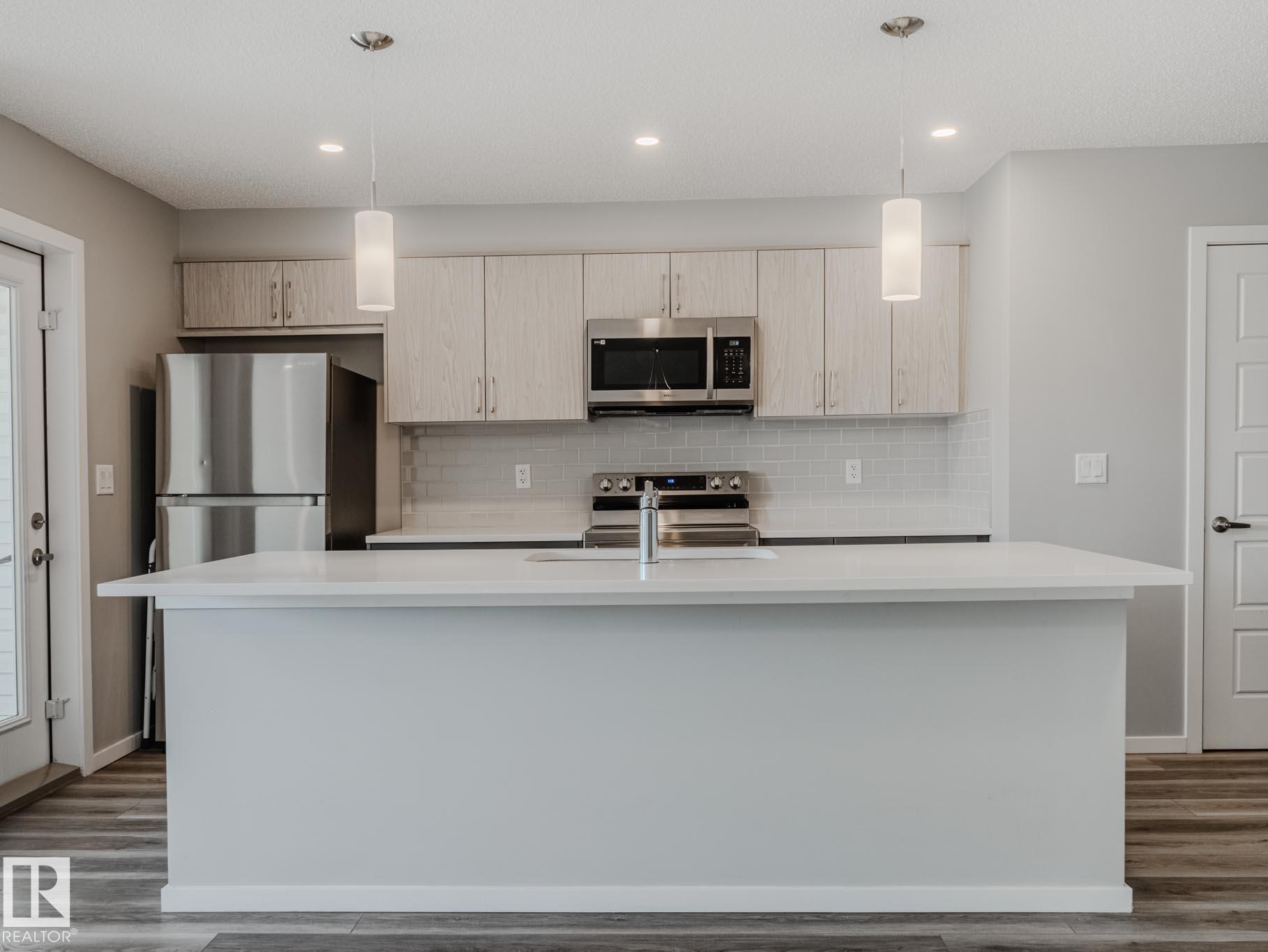 20532 21 Avenue, E4454642, Alberta,