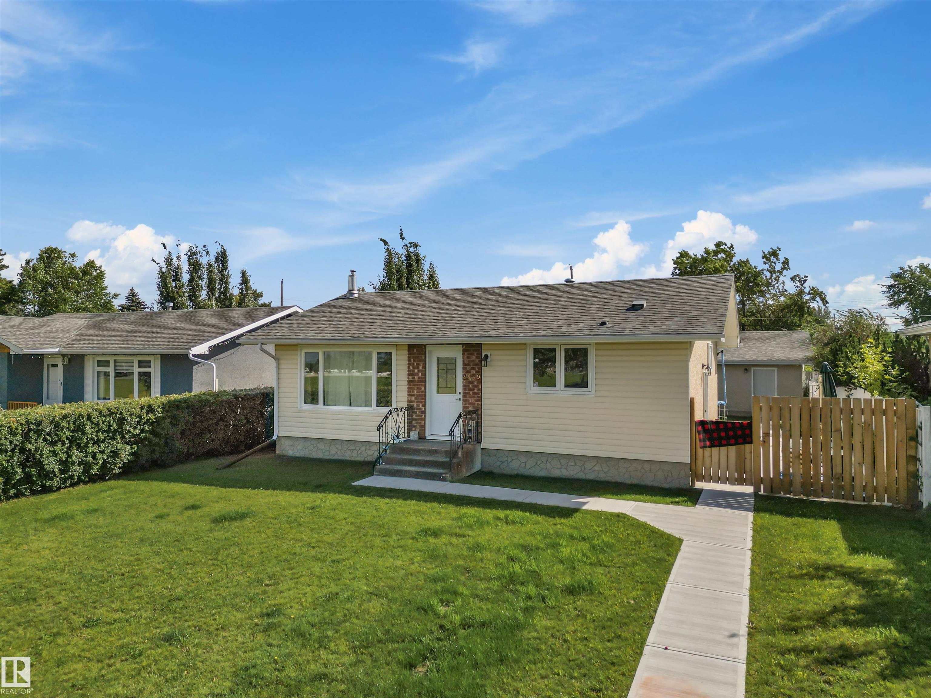 4539 45 Avenue, E4454776, Alberta,