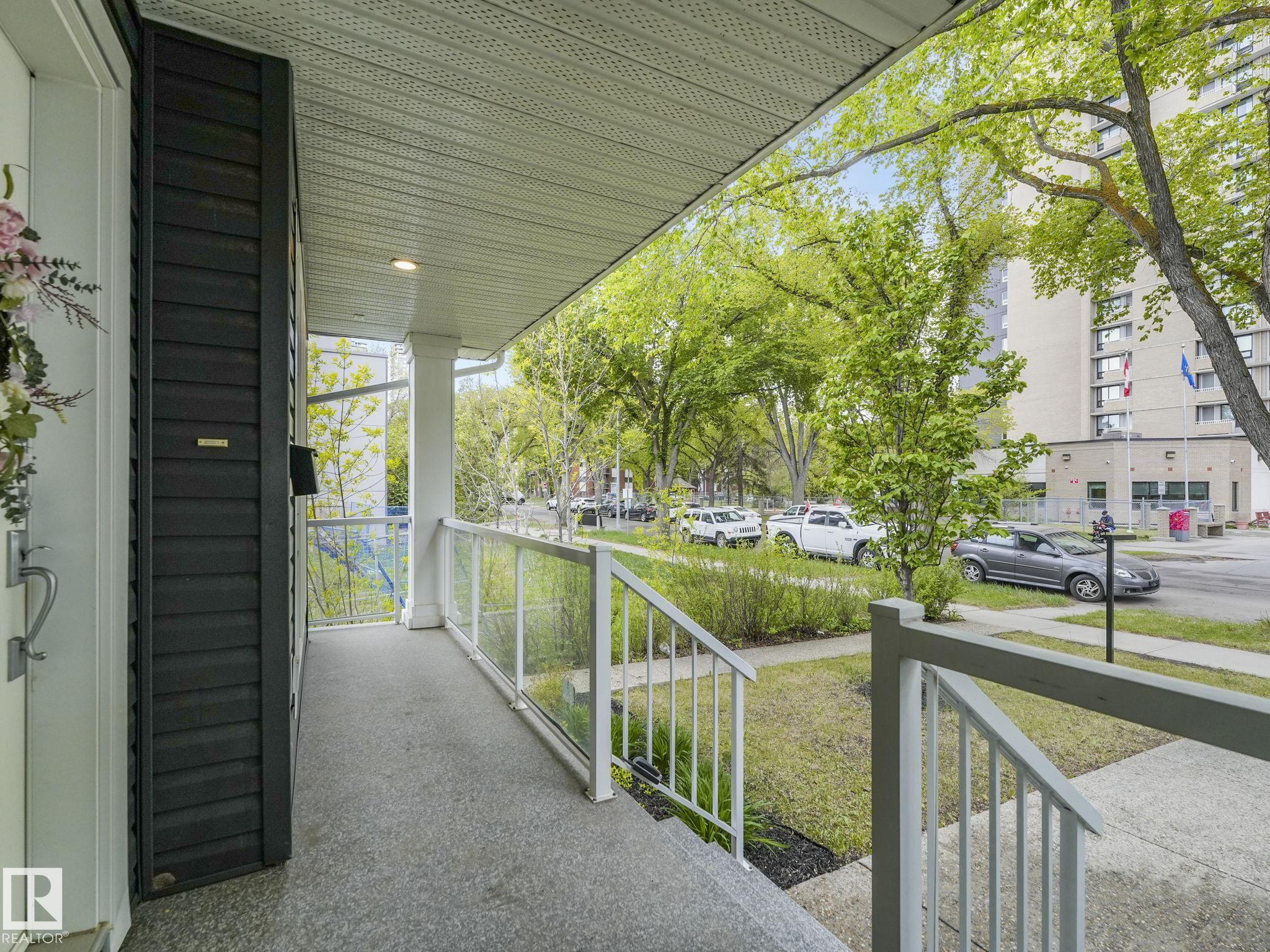 Fourth View of 2 10319 120 Street, Wîhkwêntôwin, Edmonton, Alberta, T5K 2A5