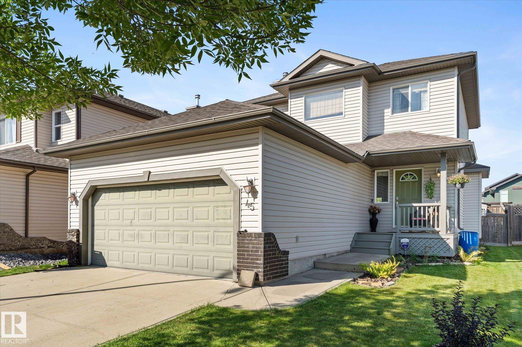 45 LAMPLIGHT Drive, E4455039, Alberta,