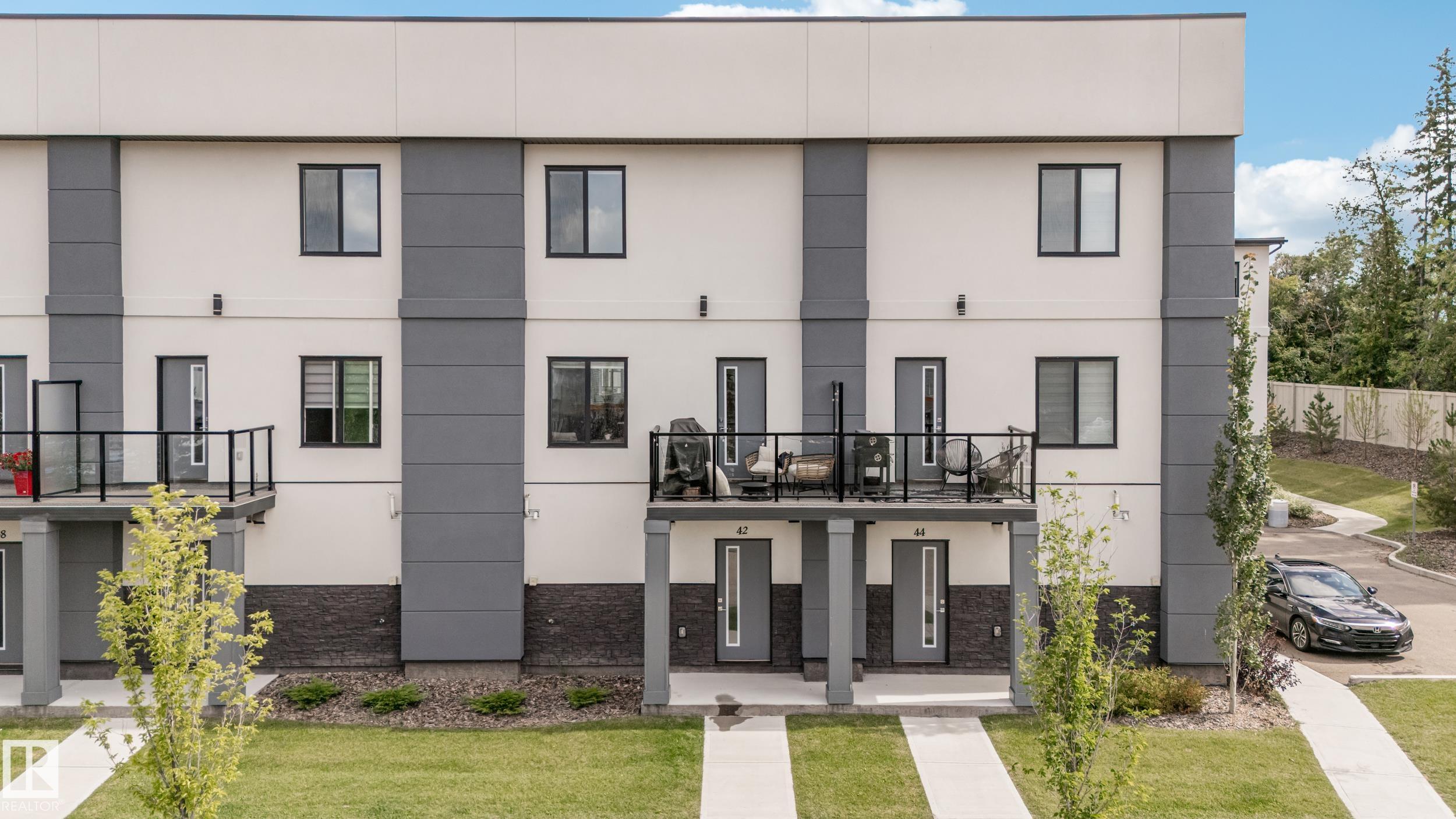 42 10 SALISBURY Way, E4455067, Alberta,