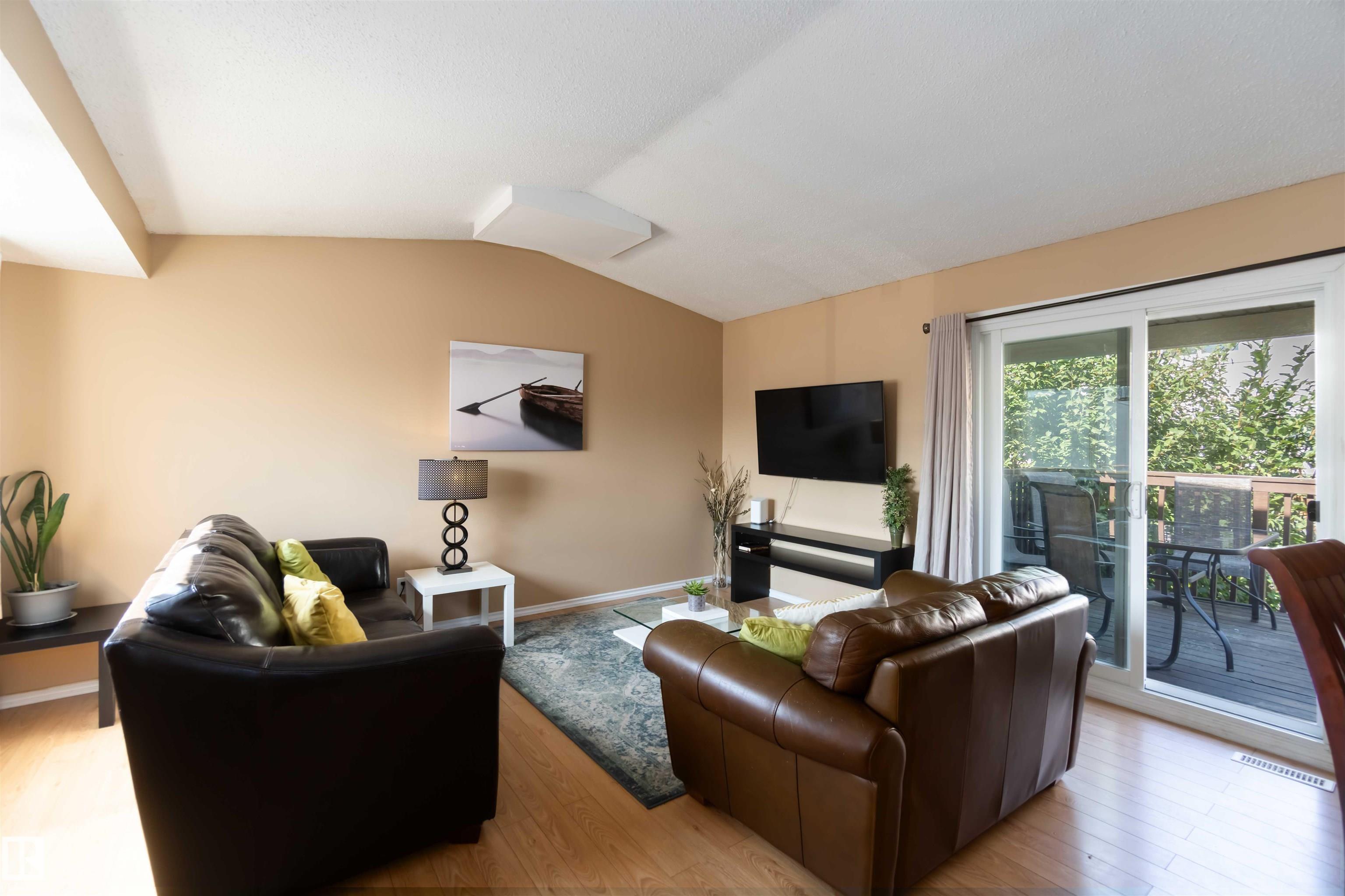 546 Willow Court, E4455095, Alberta,