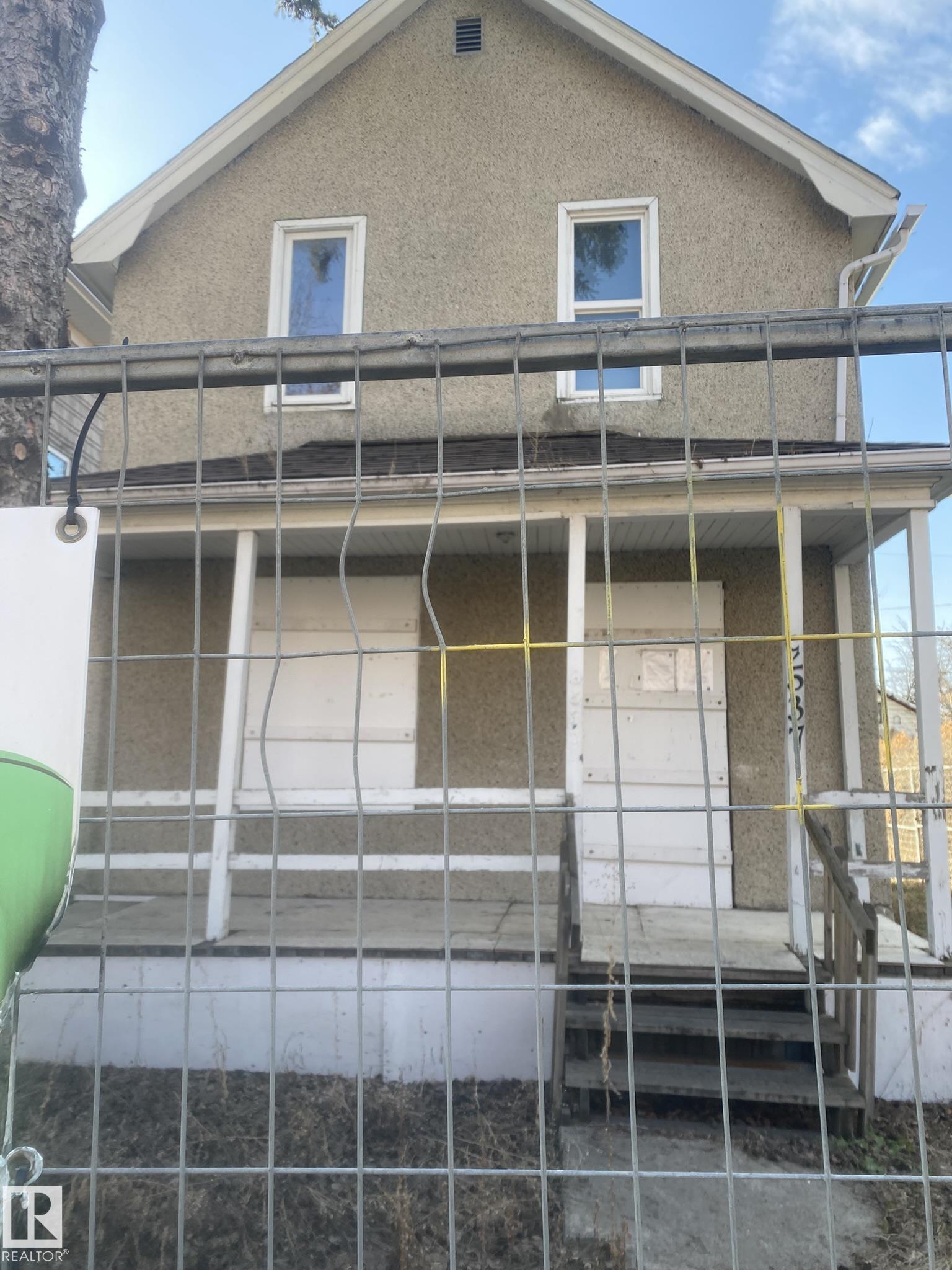 9537 107 Avenue, E4455105, Alberta,