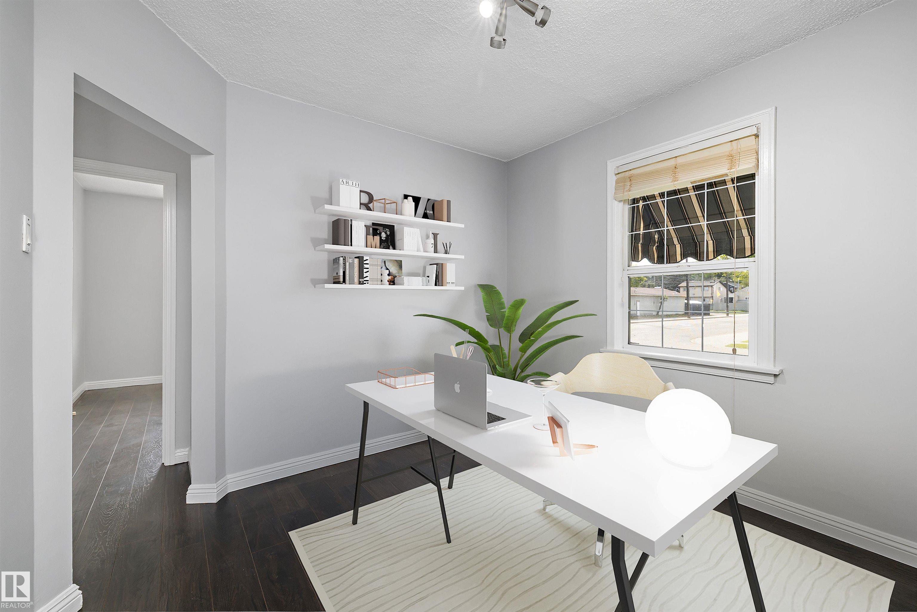 Fifth View of 8020 115 Avenue, Parkdale (Edmonton), Edmonton, Alberta, T5B 0L1