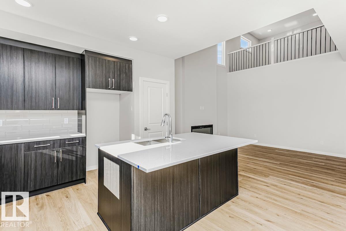 Fifth View of 324 173 Avenue, Marquis, Edmonton, Alberta, T5Y 4G6