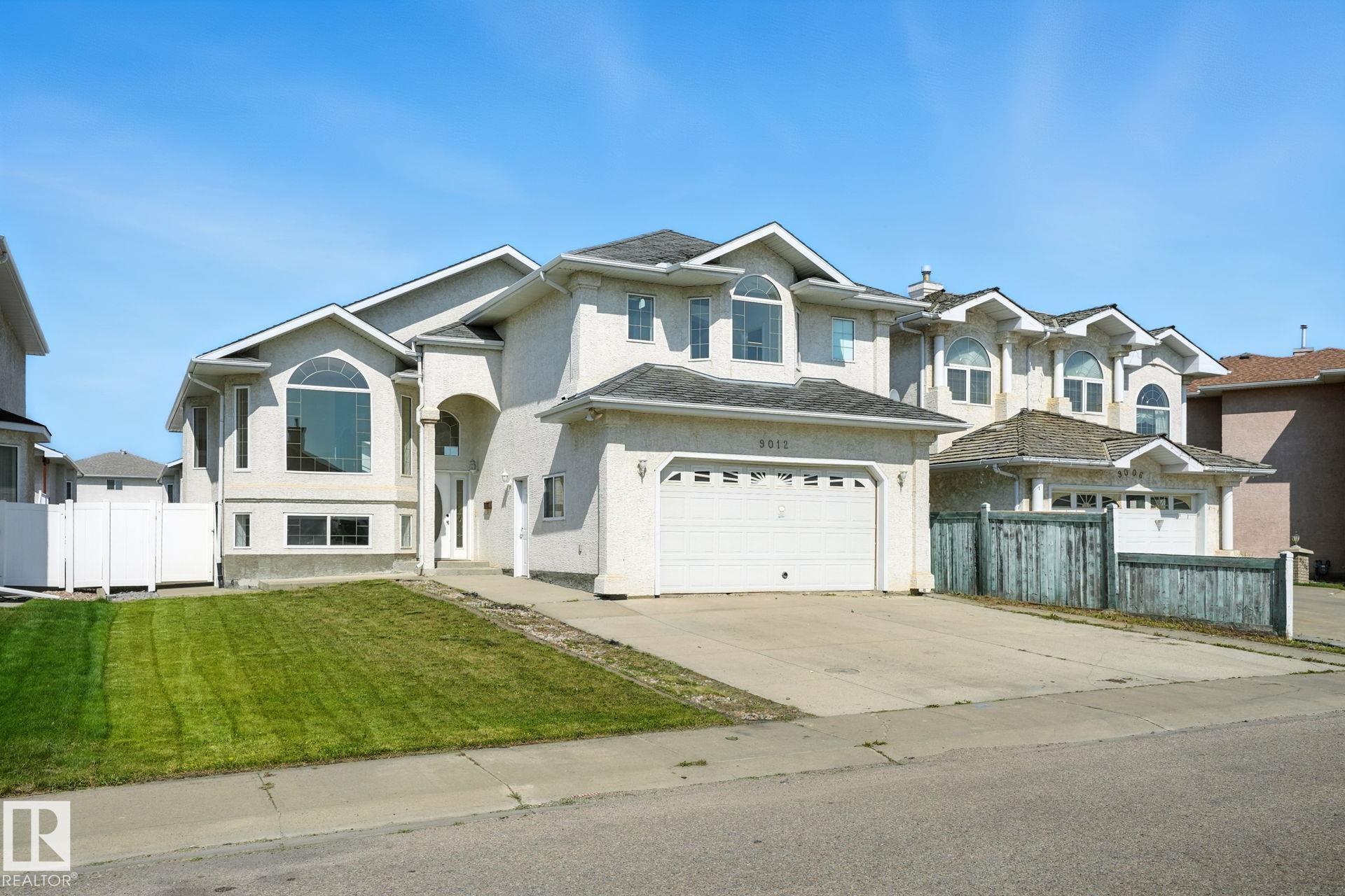 9012 157 Avenue, E4455352, Alberta,