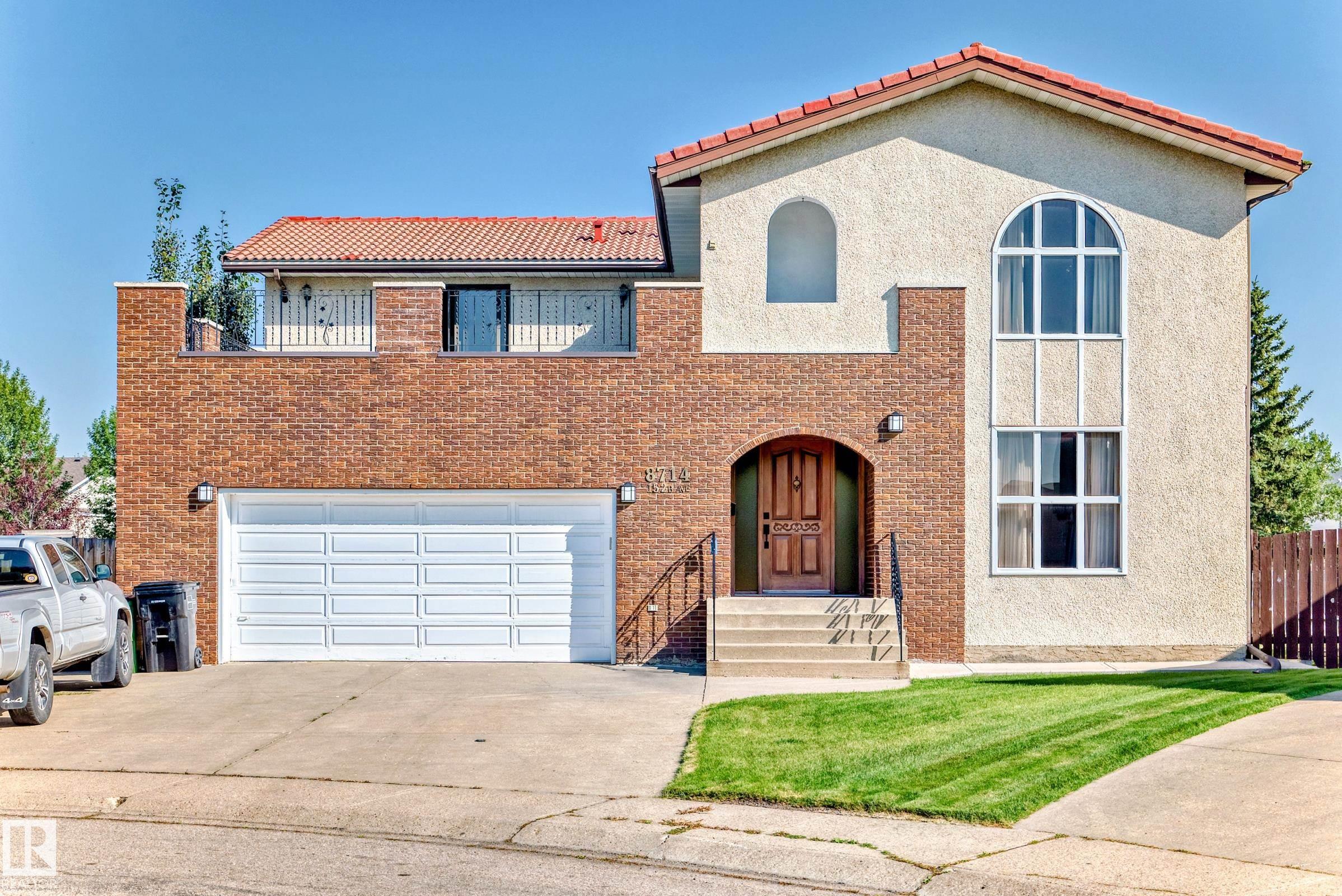 8714 152B Avenue, E4455437, Alberta,