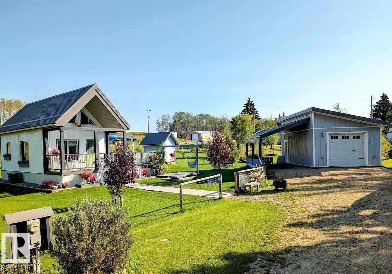 410 5 Street E, E4455465, Alberta,