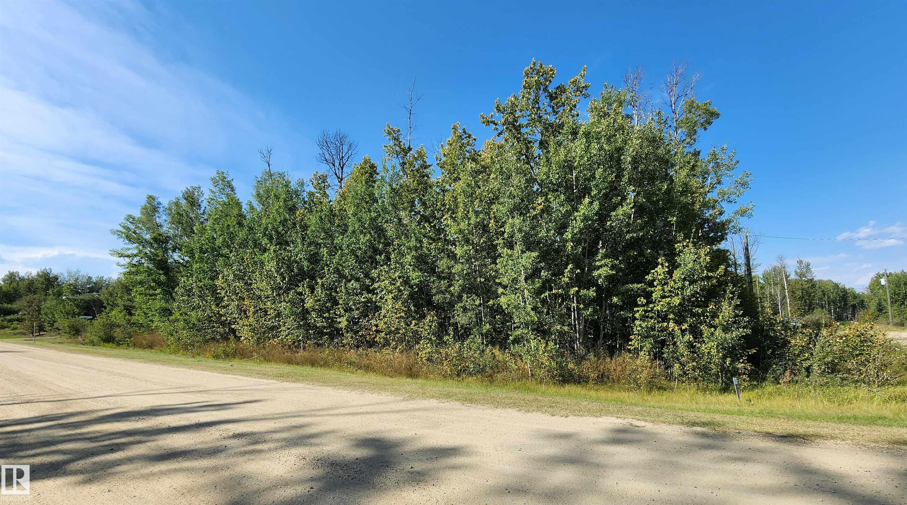 35 Village West, E4455477, Alberta,