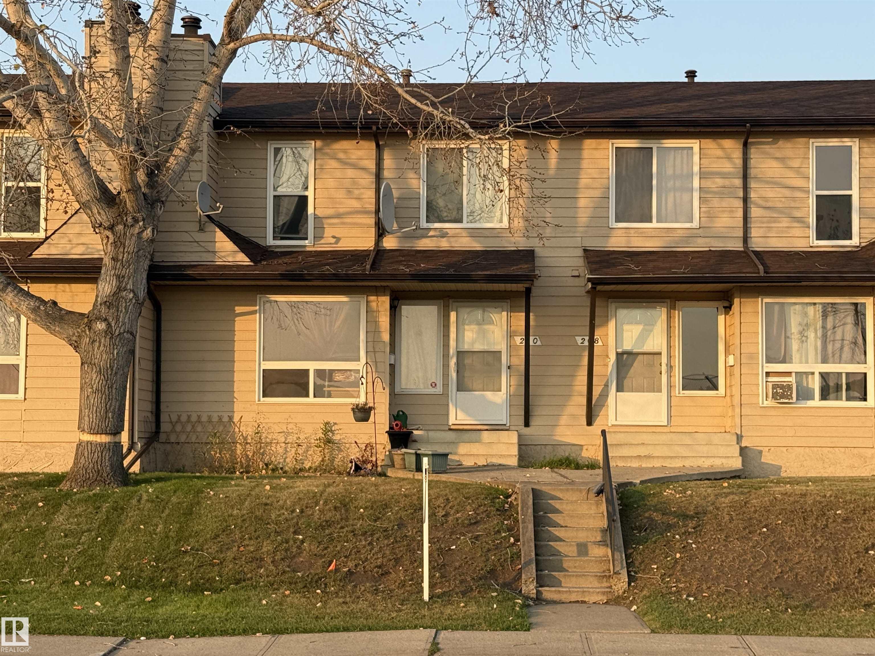 210 WARWICK Road, E4455484, Alberta,