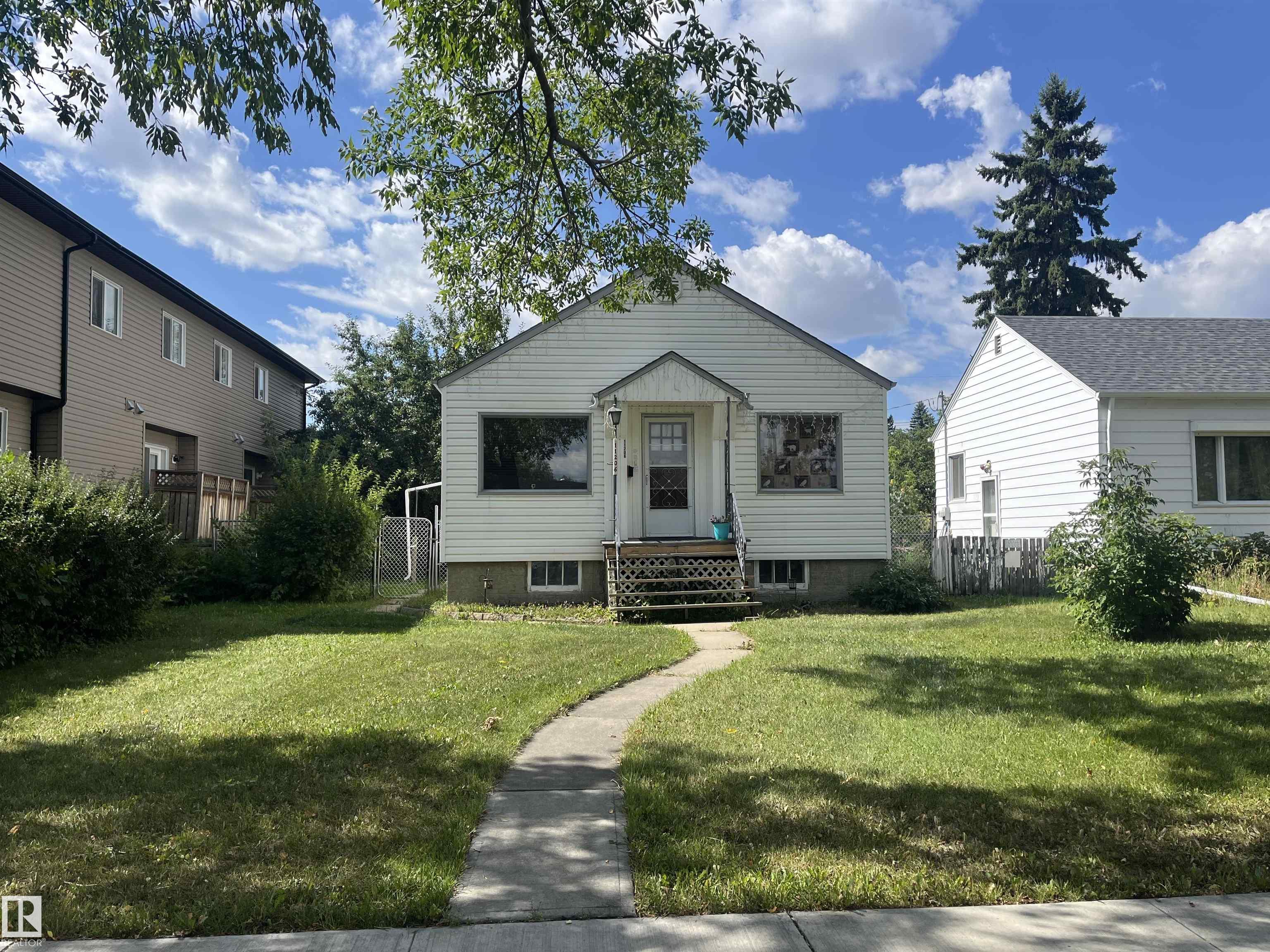 11206 104 Street, E4455716, Alberta,