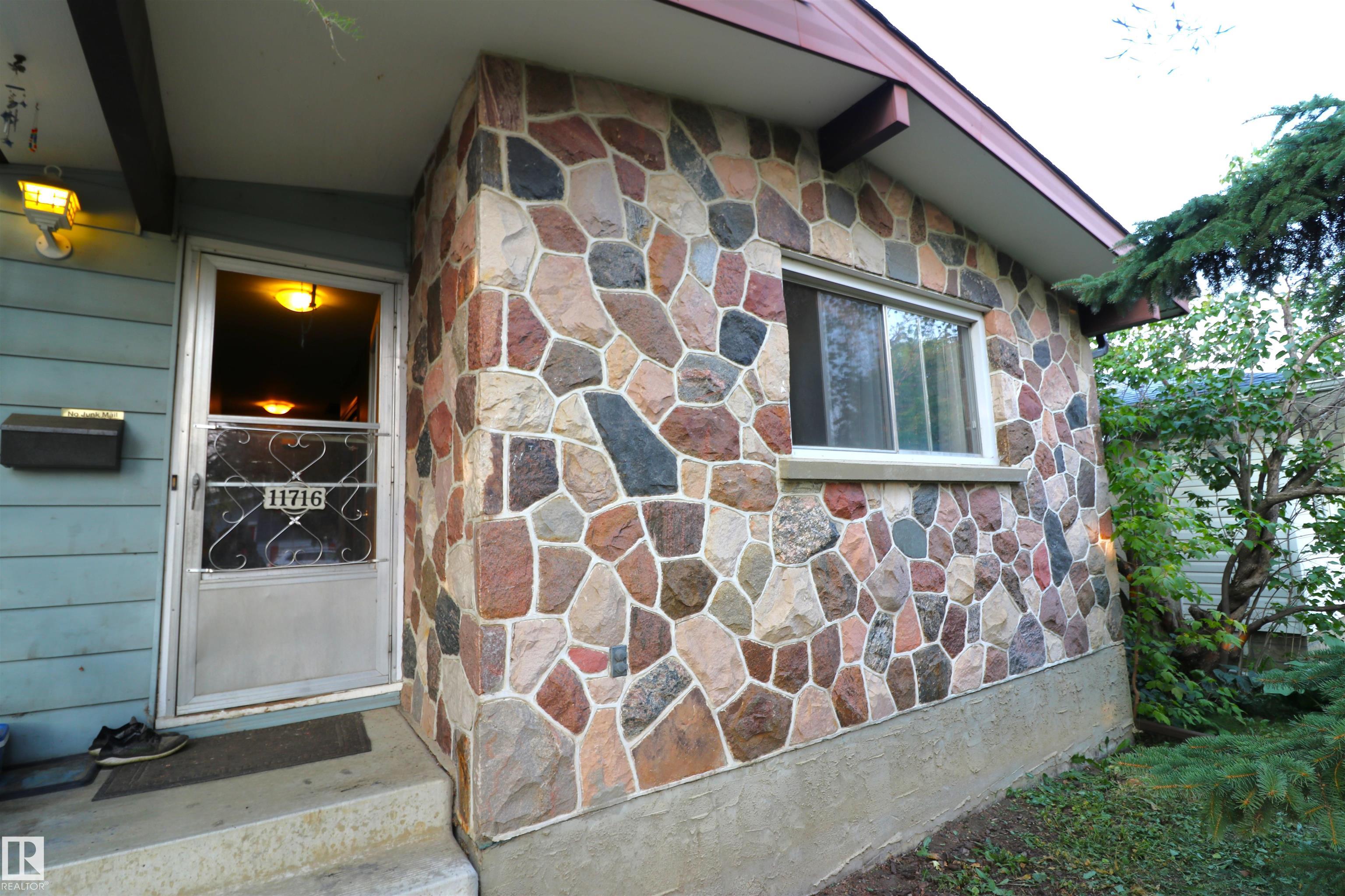 11716 42 Avenue, E4455739, Alberta,
