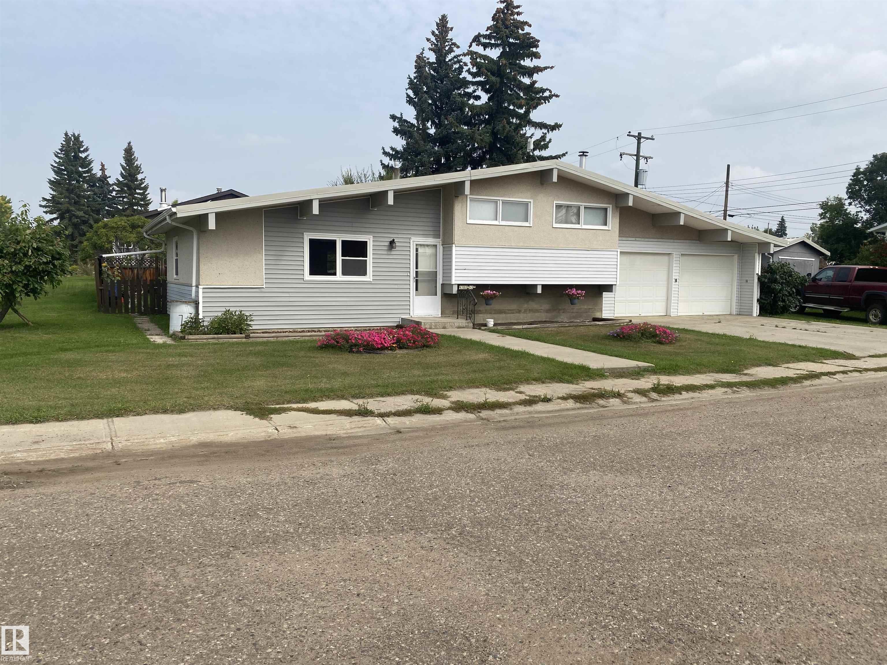 4702 52 Avenue, E4455808, Alberta,