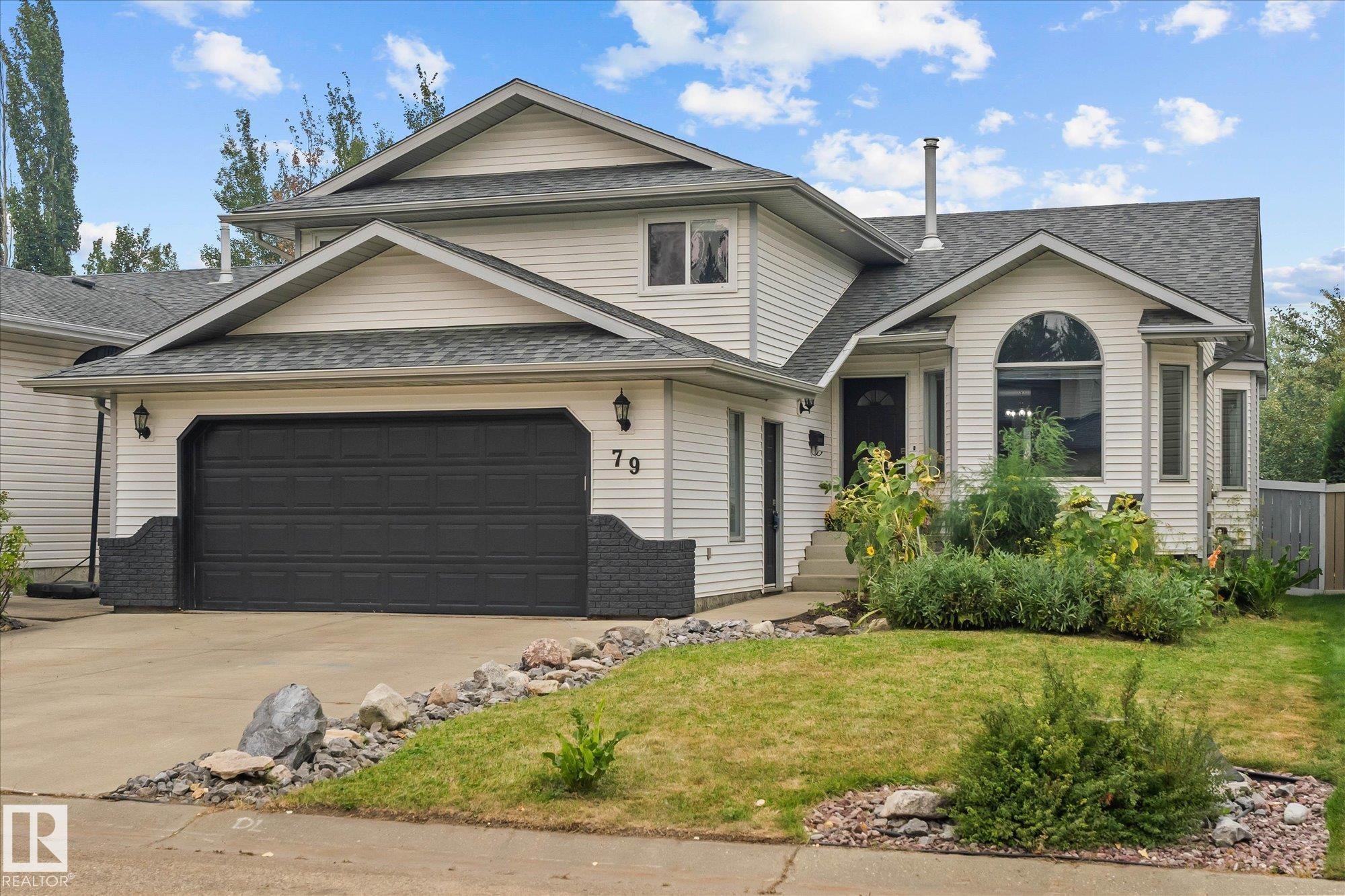 Second View of 79 WOODSIDE Crescent, Woodhaven_SPGR, Spruce Grove, Alberta, T7X 3E6