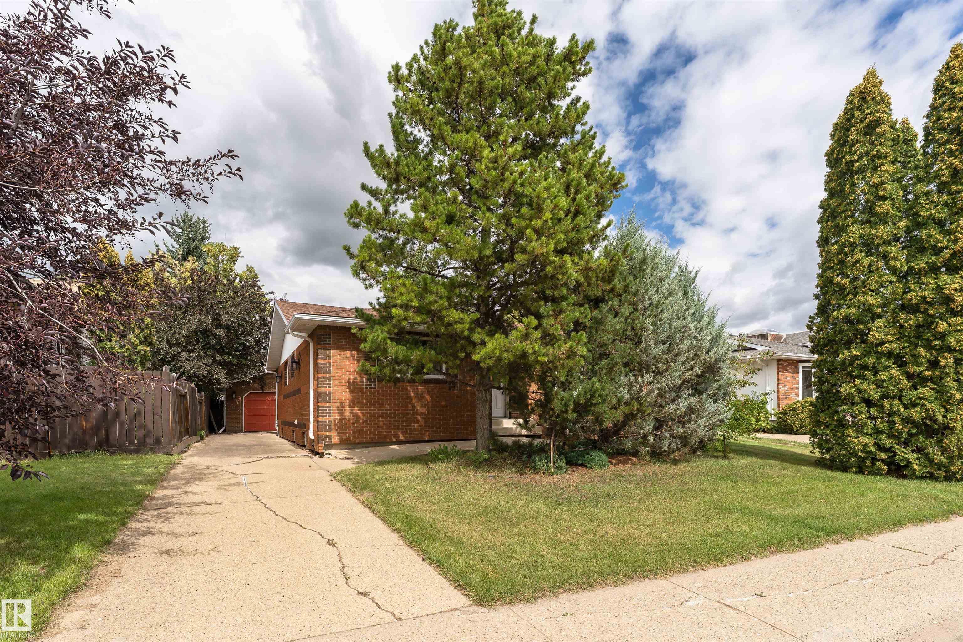 10444 26 Avenue, E4455931, Alberta,