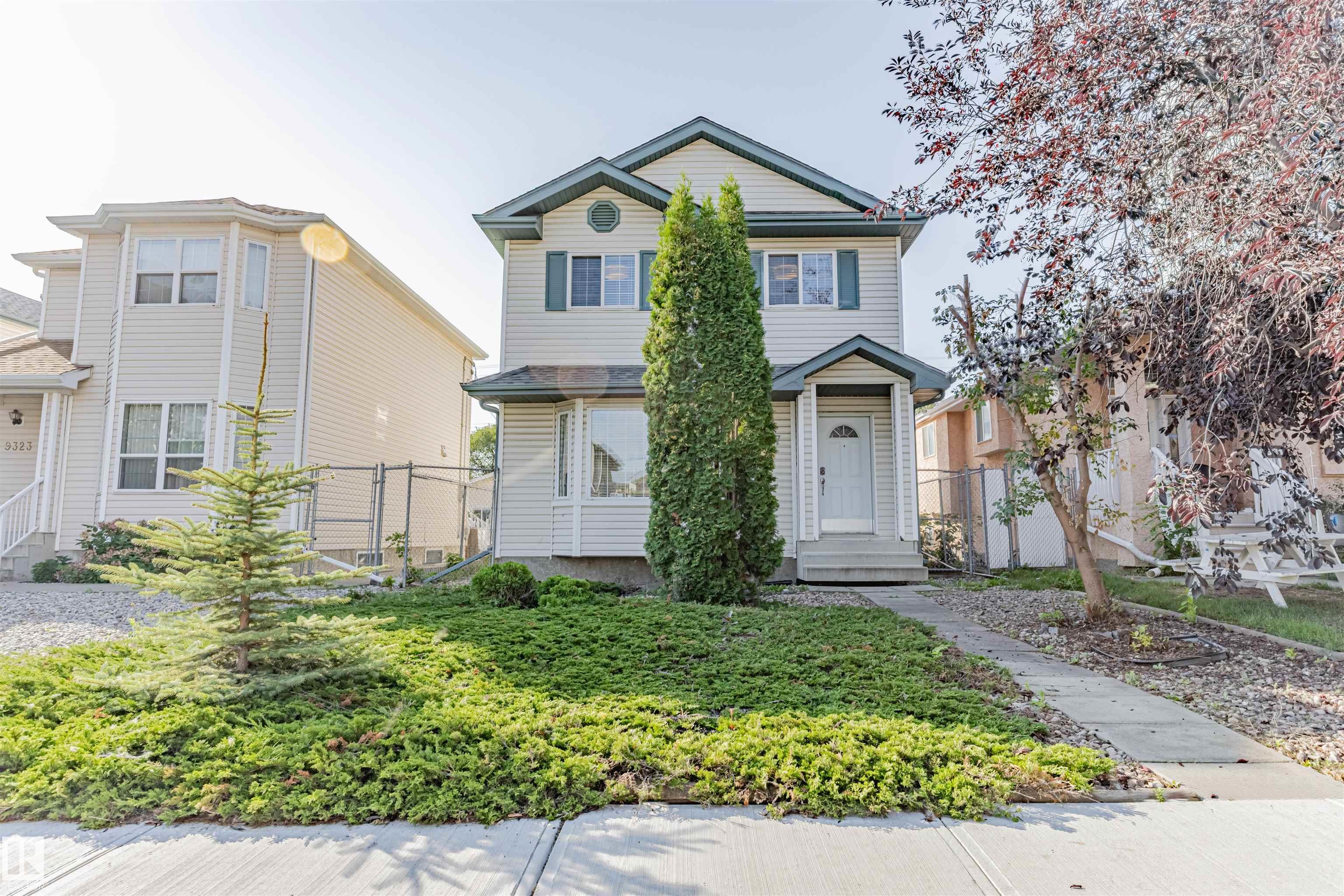 9327 103 Avenue, E4455960, Alberta,