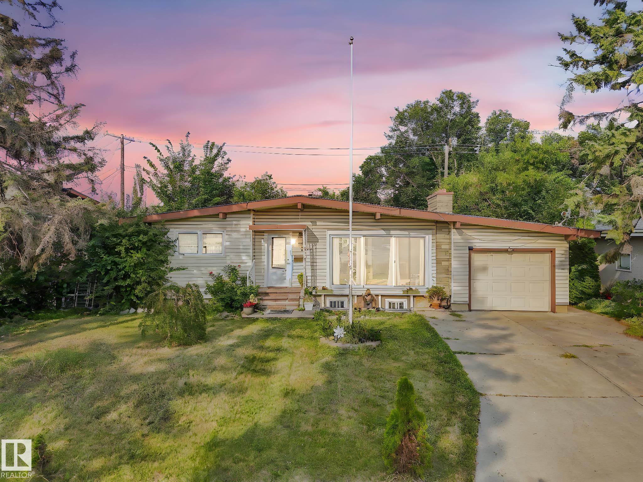 9811 75 Street, E4455995, Alberta,