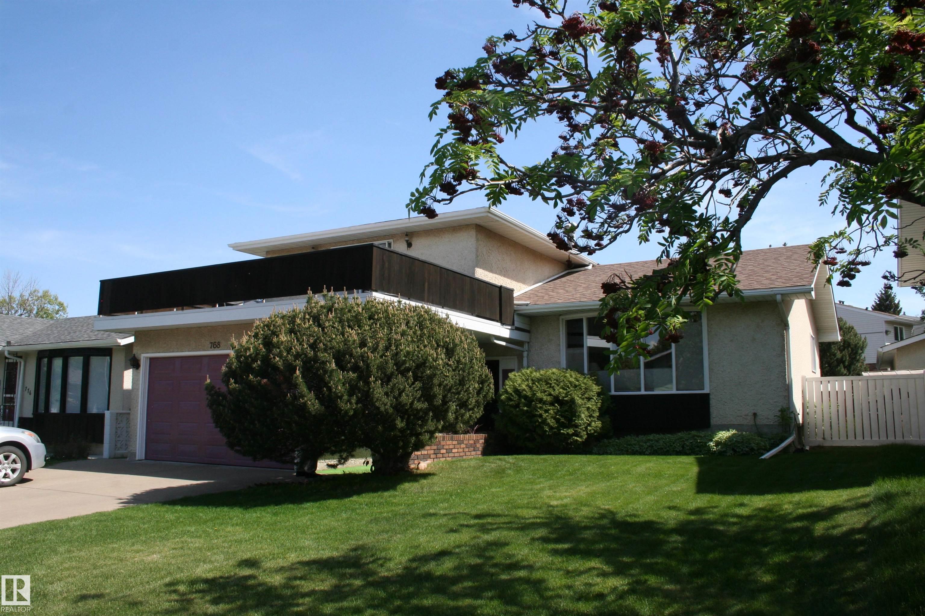 768 LEE RIDGE Road, E4456058, Alberta,